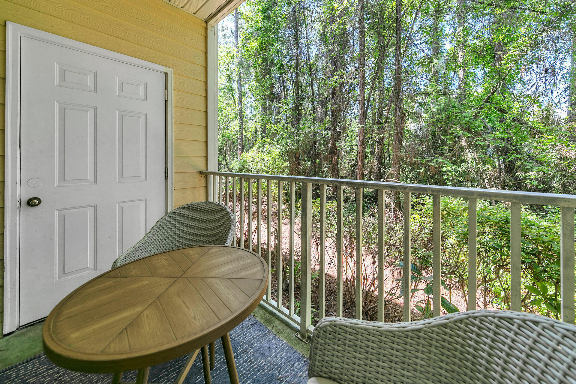 POINTE OF VIEW - Residential