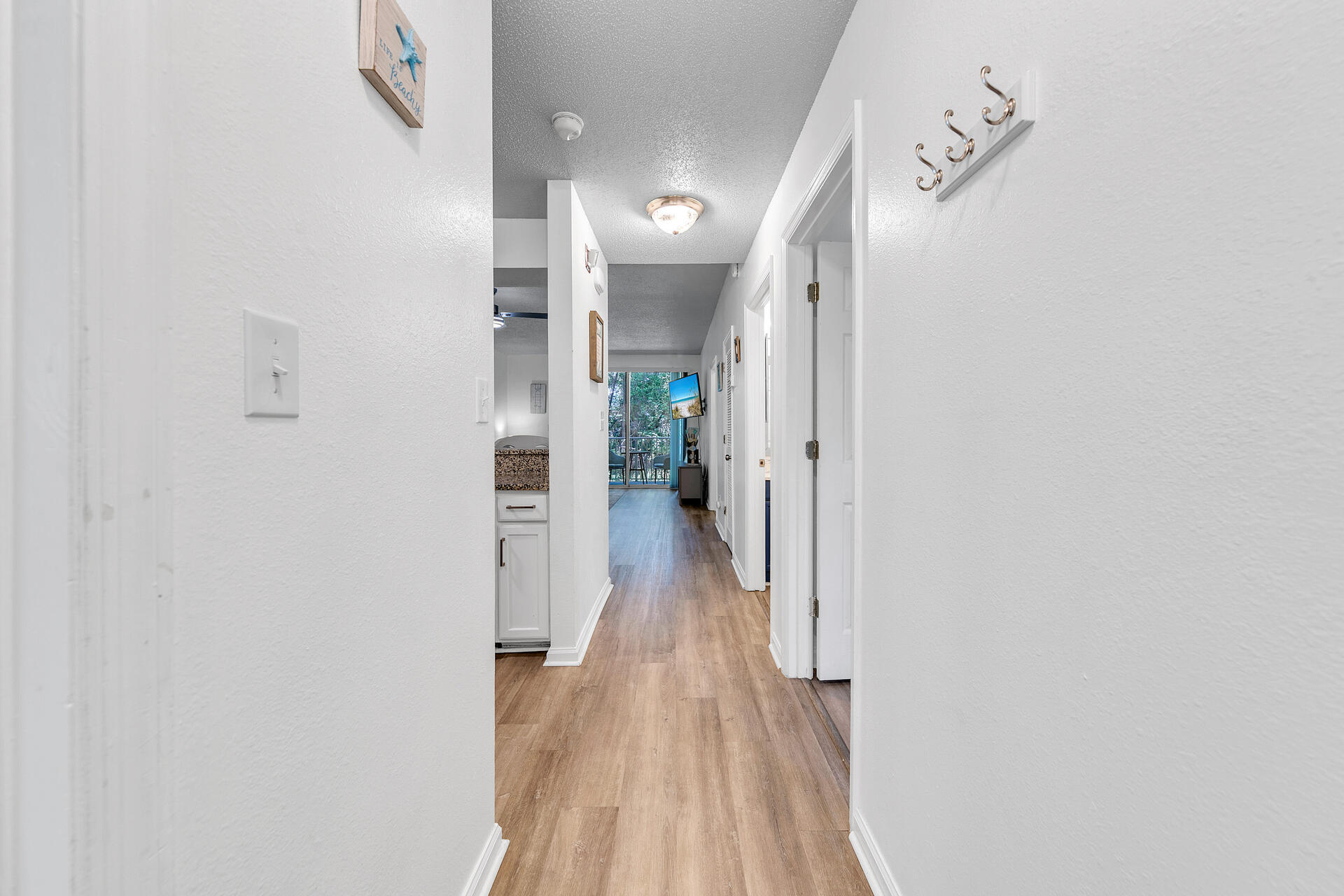 POINTE OF VIEW - Residential