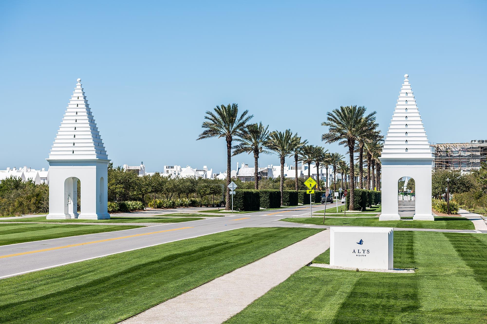 ALYS BEACH - Residential