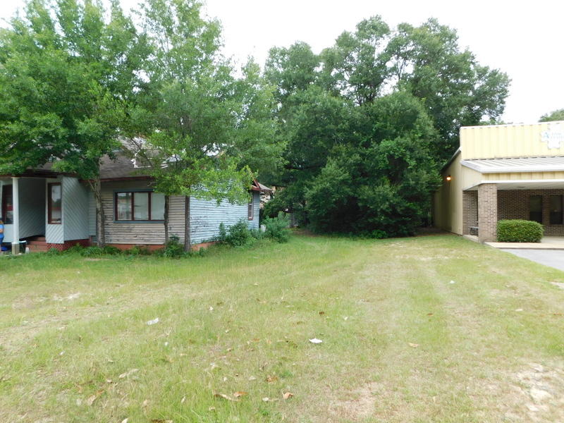 CRESTVIEW - Residential