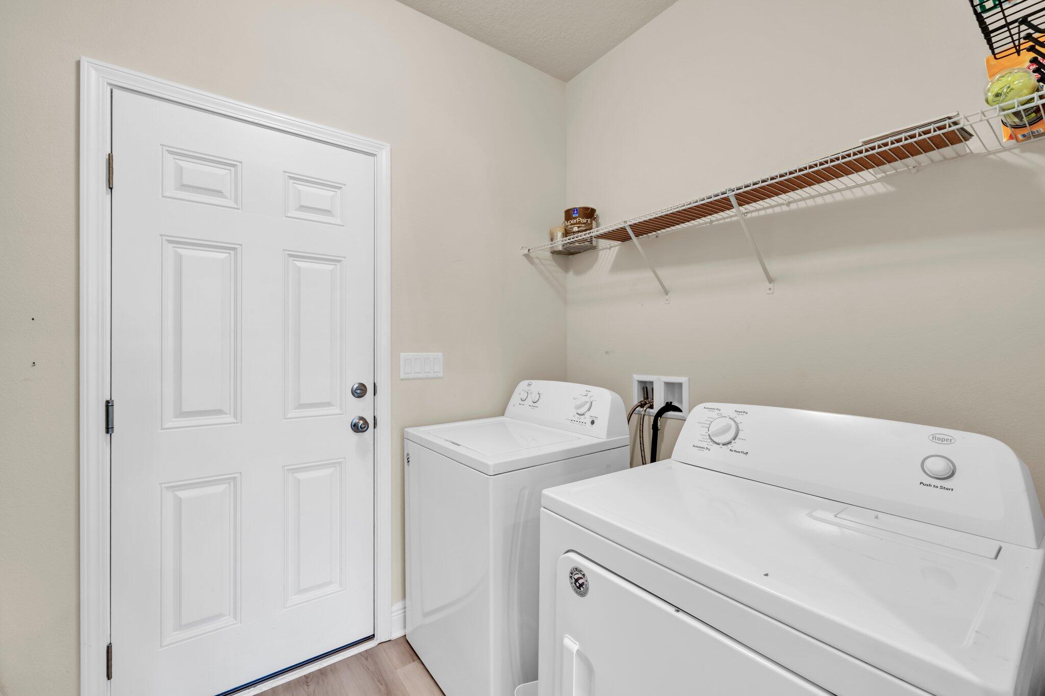 RIVERWALK PH I - Residential Lease