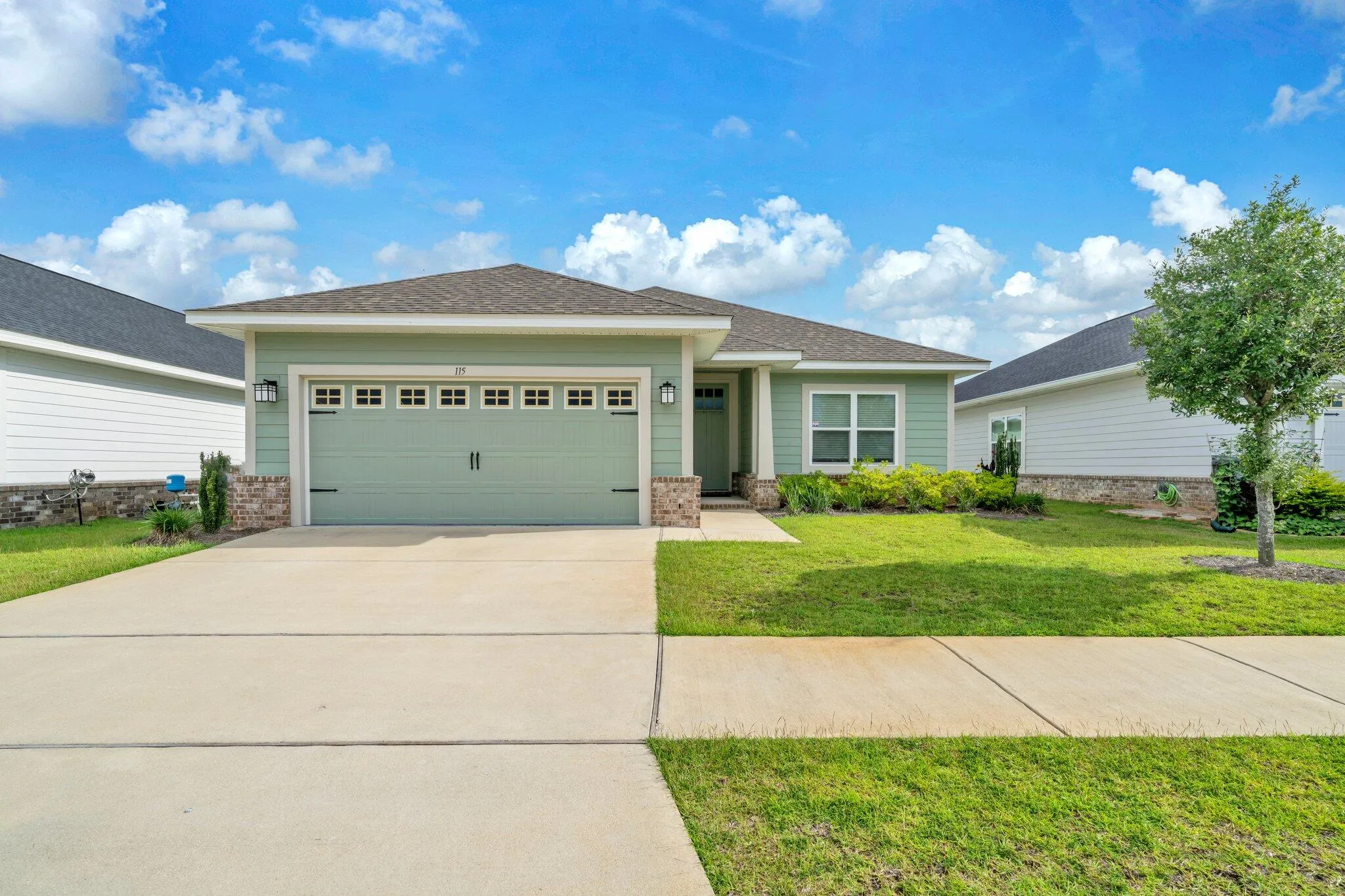 Freeport, Florida 32439, United States, 3 Bedrooms Bedrooms, ,2 BathroomsBathrooms,Residential,Active,193945