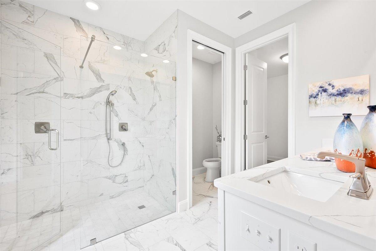 RAIDERS LANDING PH 1 - Residential