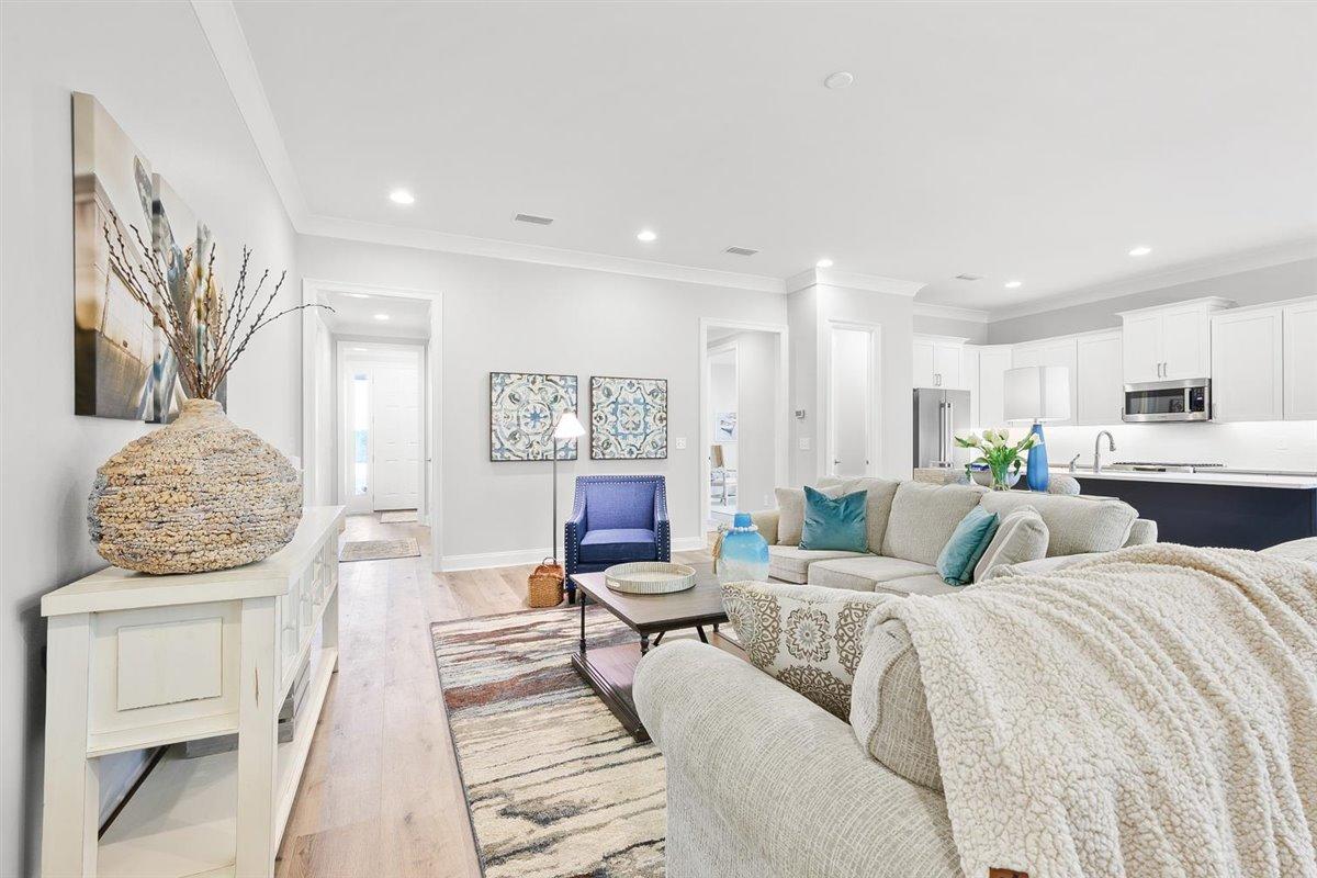 RAIDERS LANDING PH 1 - Residential