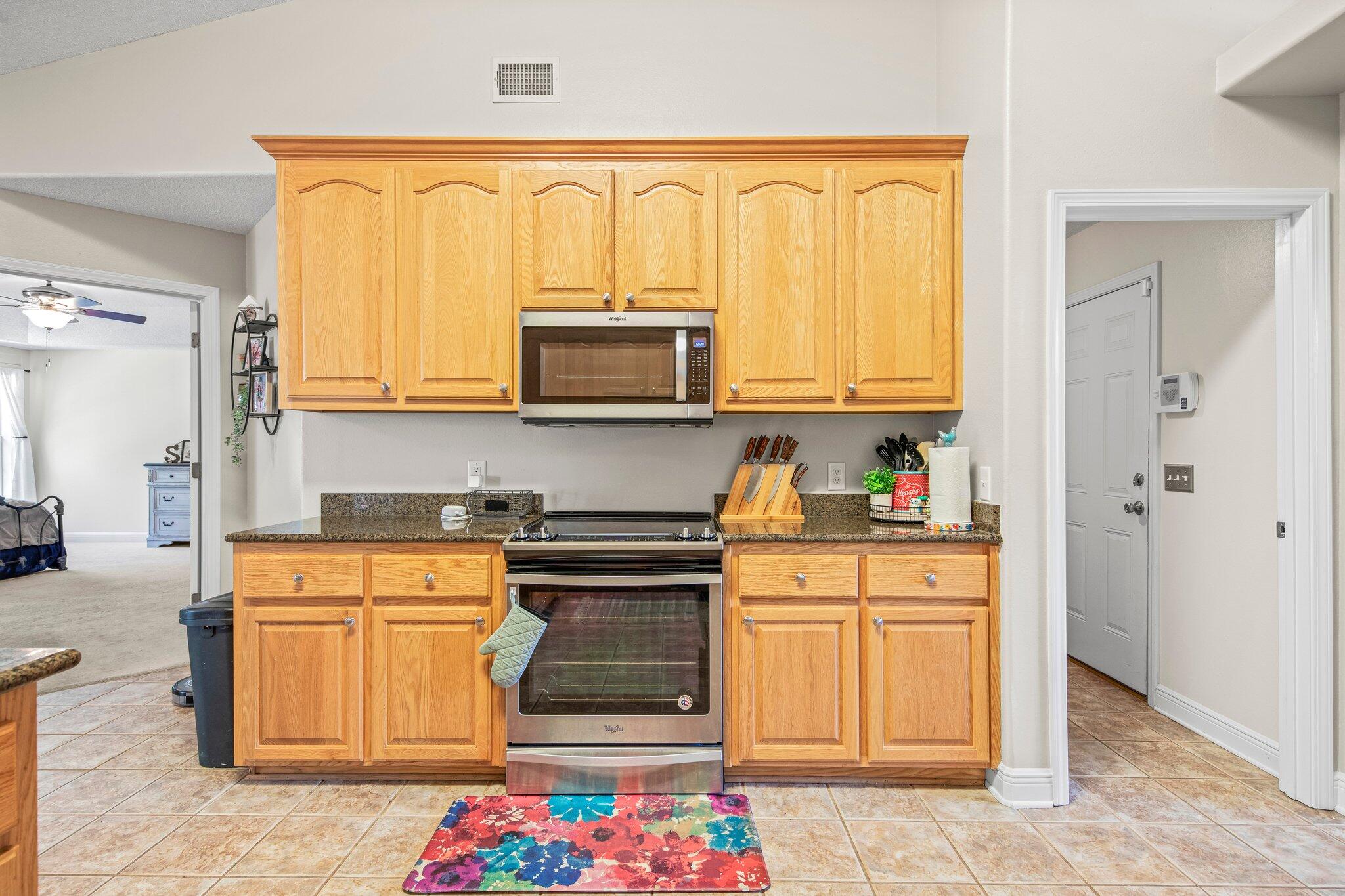 FOX VALLEY - Residential