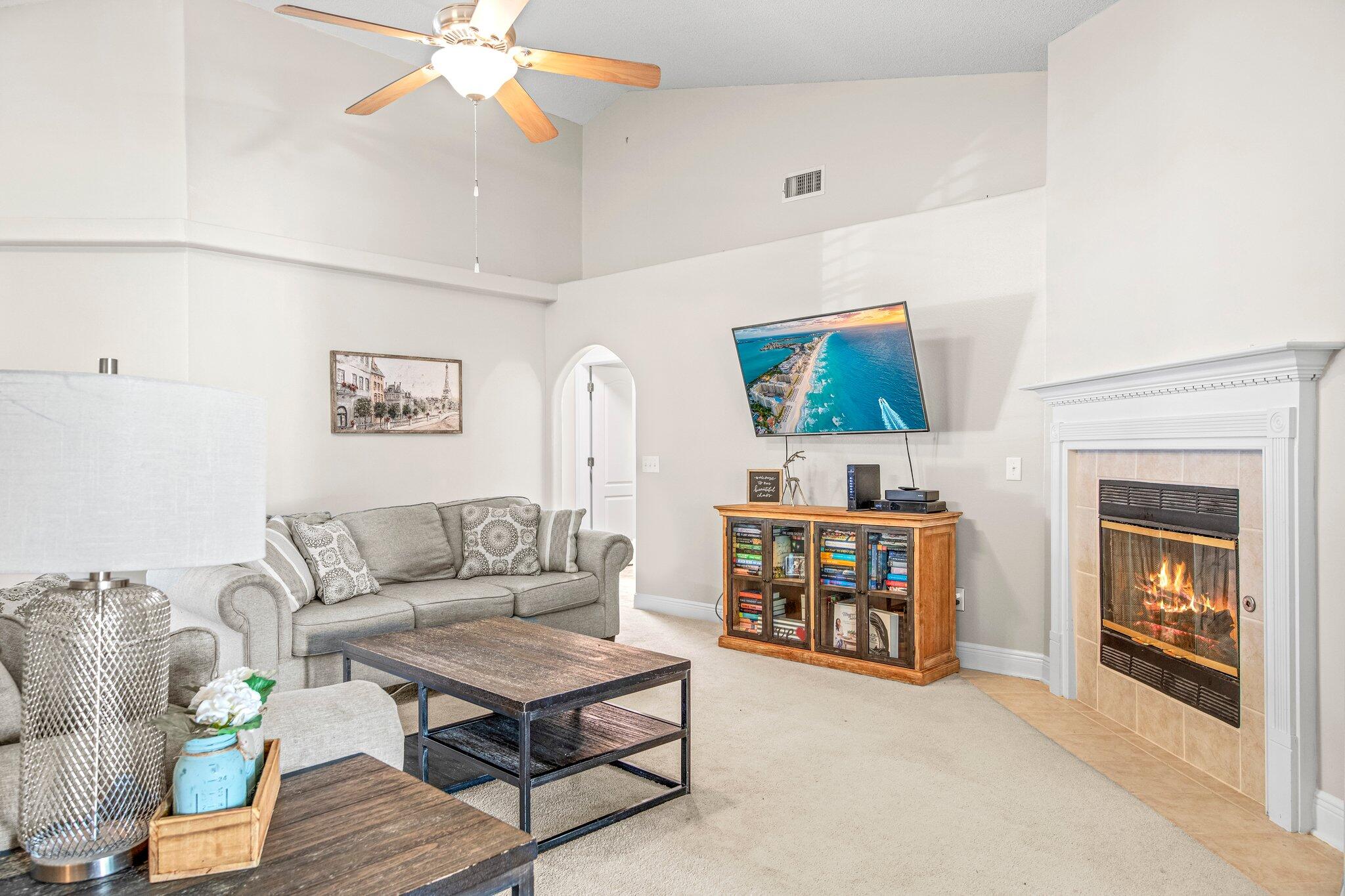 FOX VALLEY - Residential