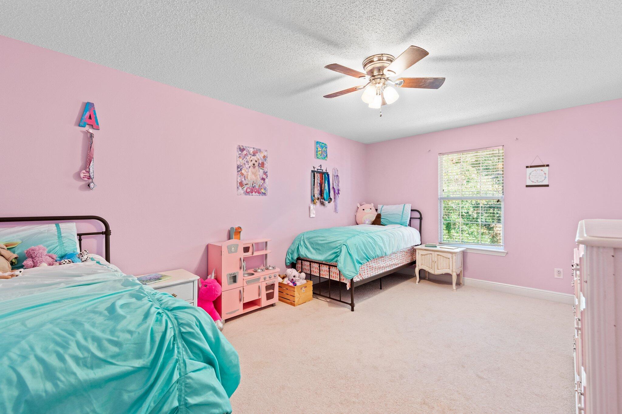 FOX VALLEY - Residential