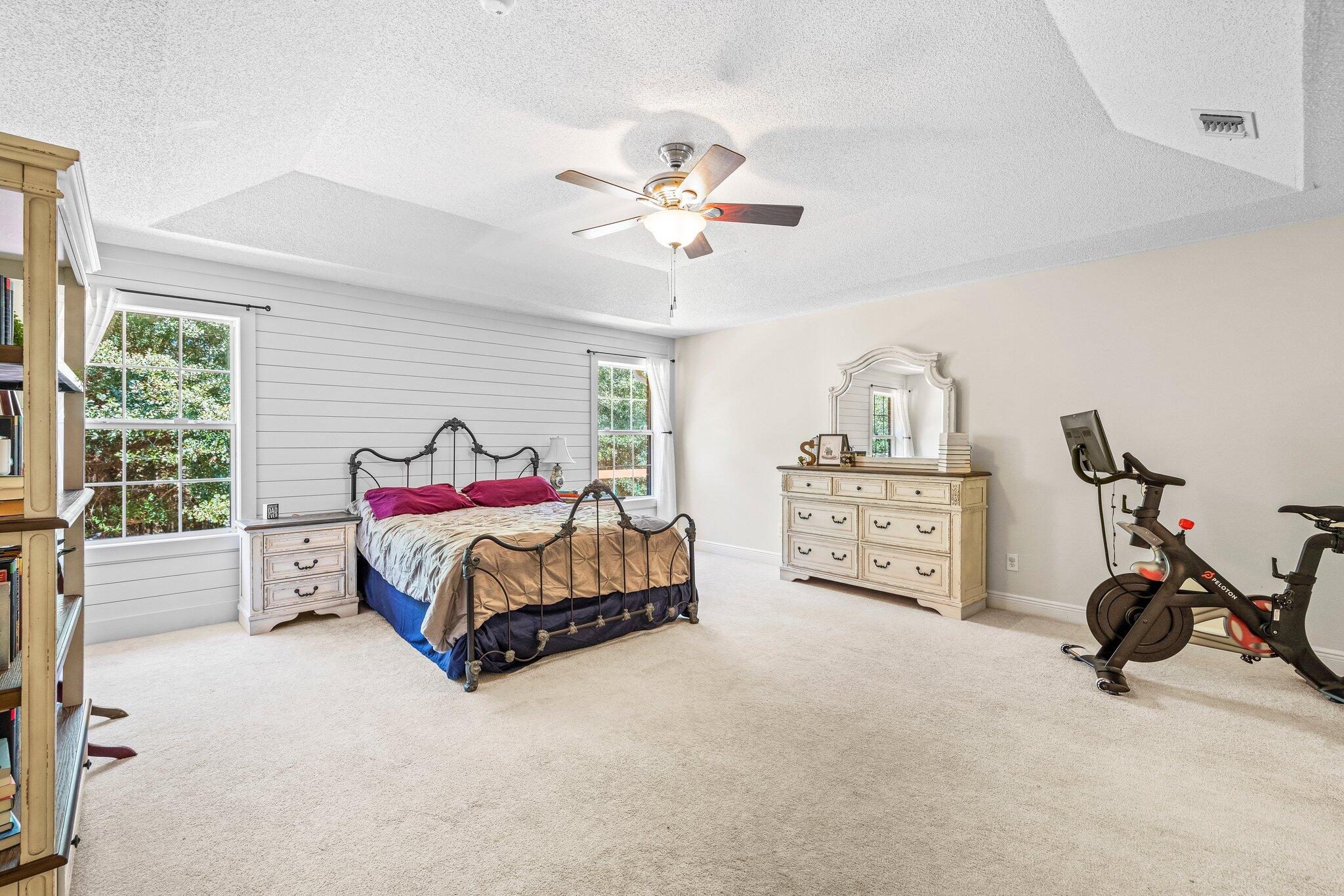 FOX VALLEY - Residential