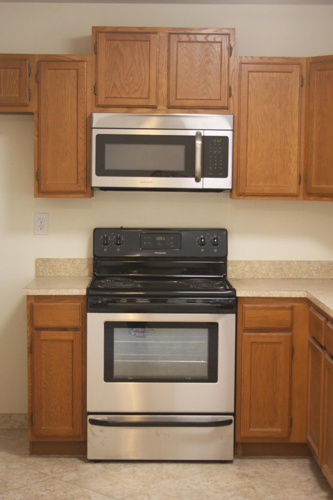 PINE RIDGE TRACE RE/SUB - Residential