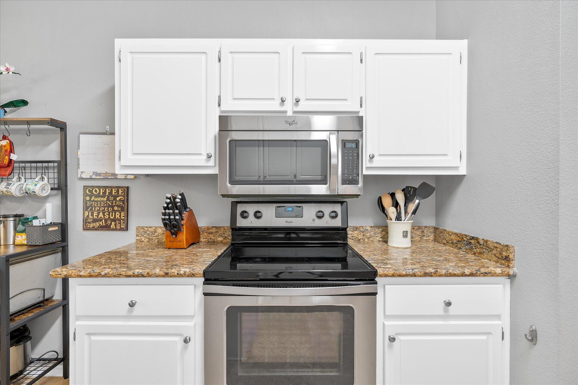 HOLLEY BY THE SEA - Residential