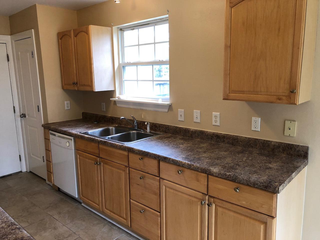 THE PINES - Residential