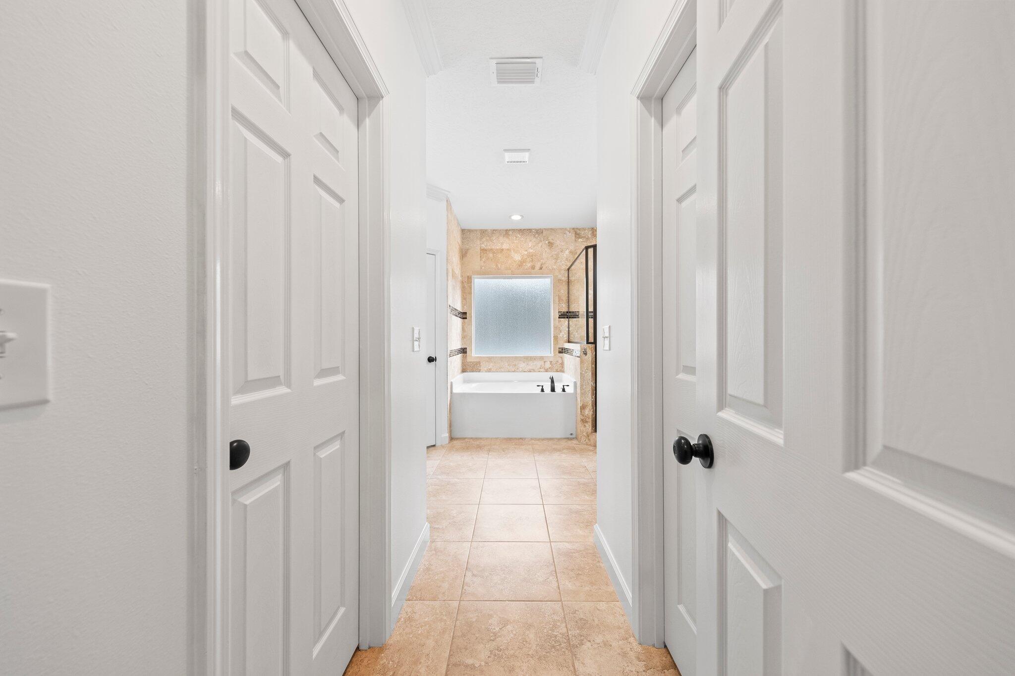 GARNIERS BEACH 2ND - Residential Lease