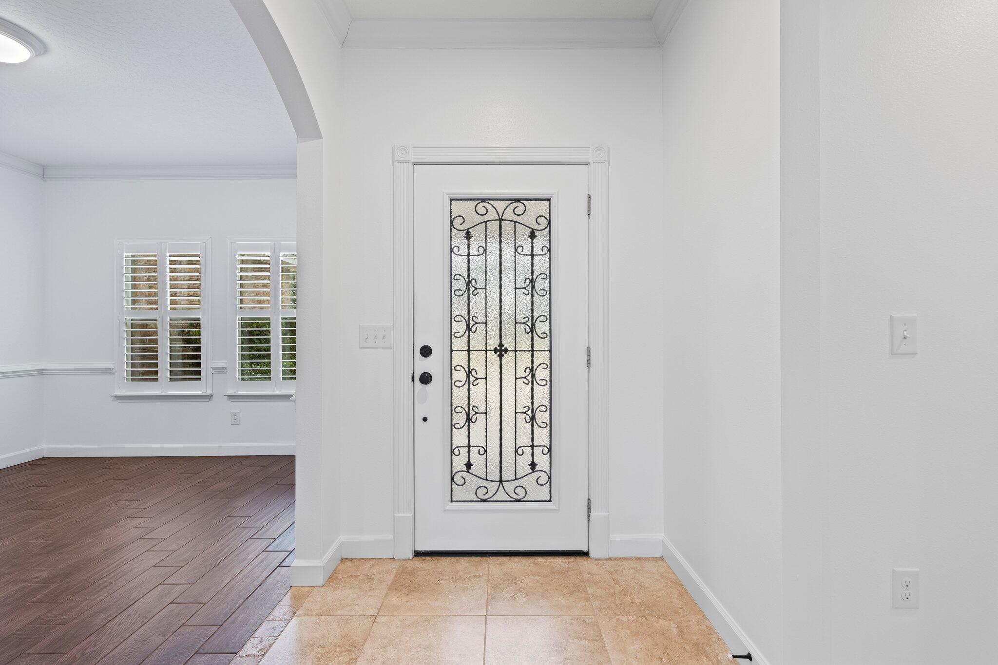 GARNIERS BEACH 2ND - Residential Lease