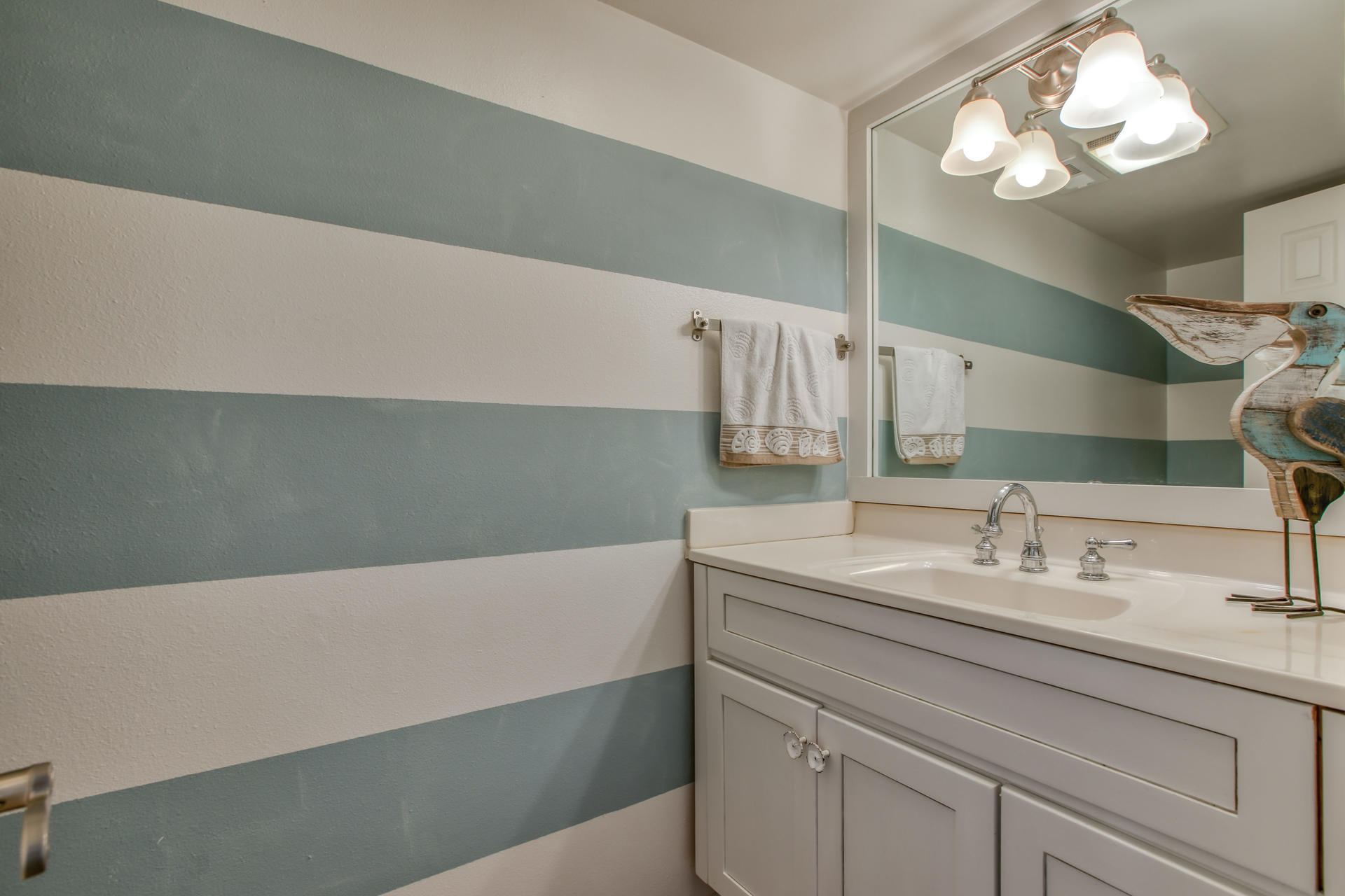 BLUE MOUNTAIN VILLAS CONDO - Residential