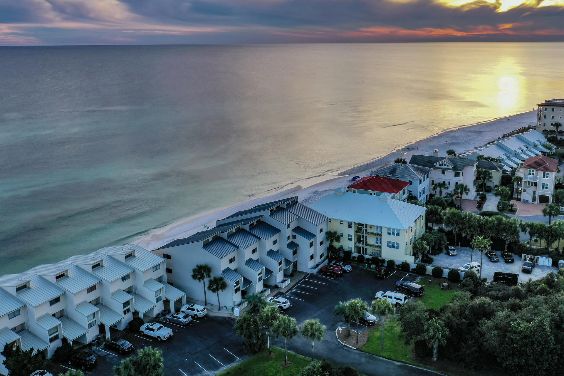 BLUE MOUNTAIN VILLAS CONDO - Residential