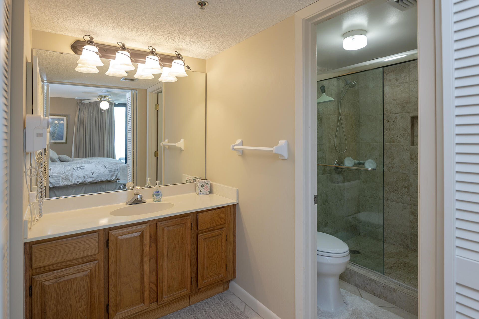 MAINSAIL CONDO PH 5 - Residential