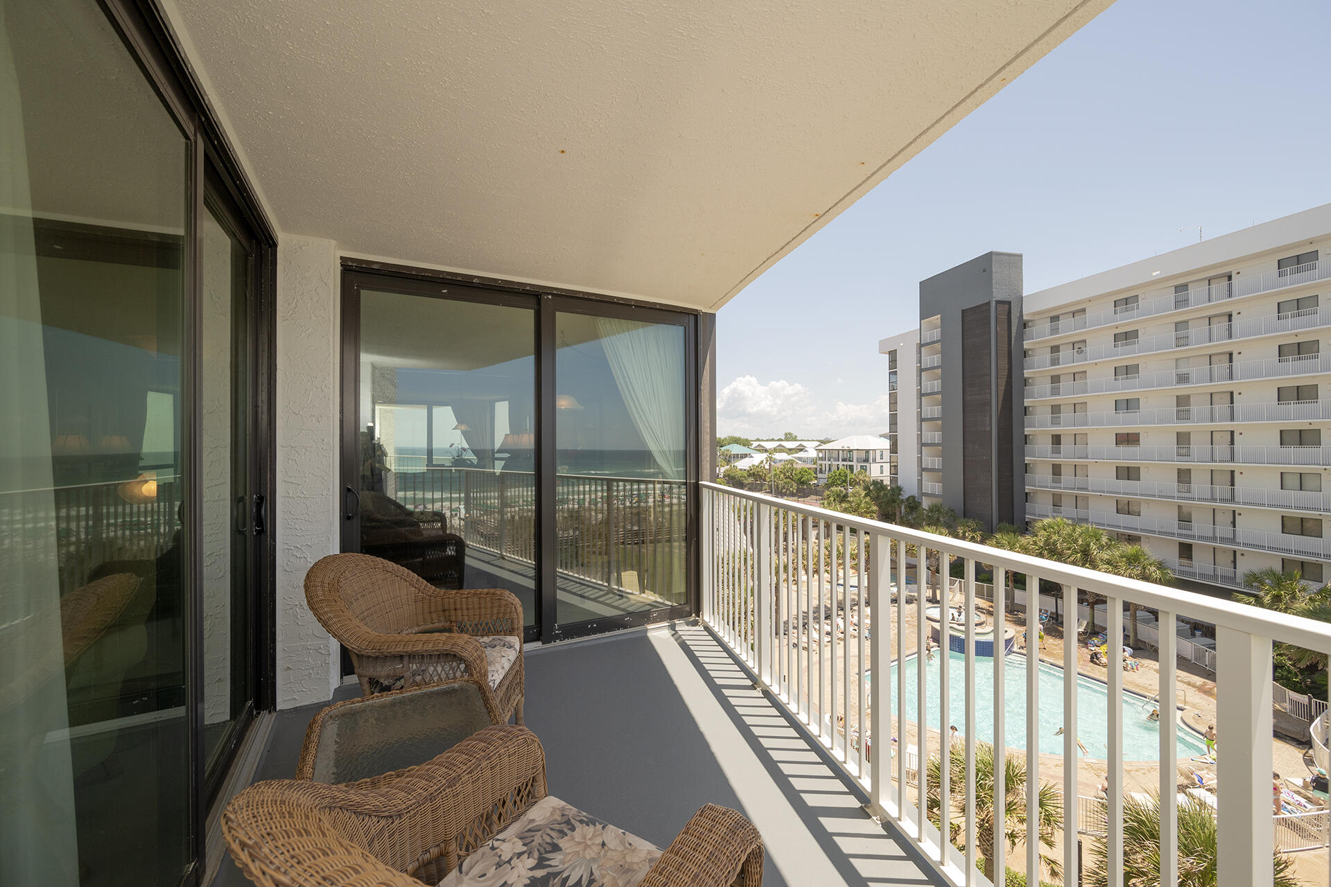 MAINSAIL CONDO PH 5 - Residential