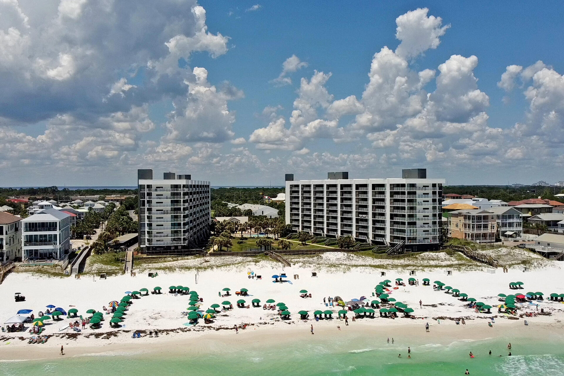 MAINSAIL CONDO PH 5 - Residential