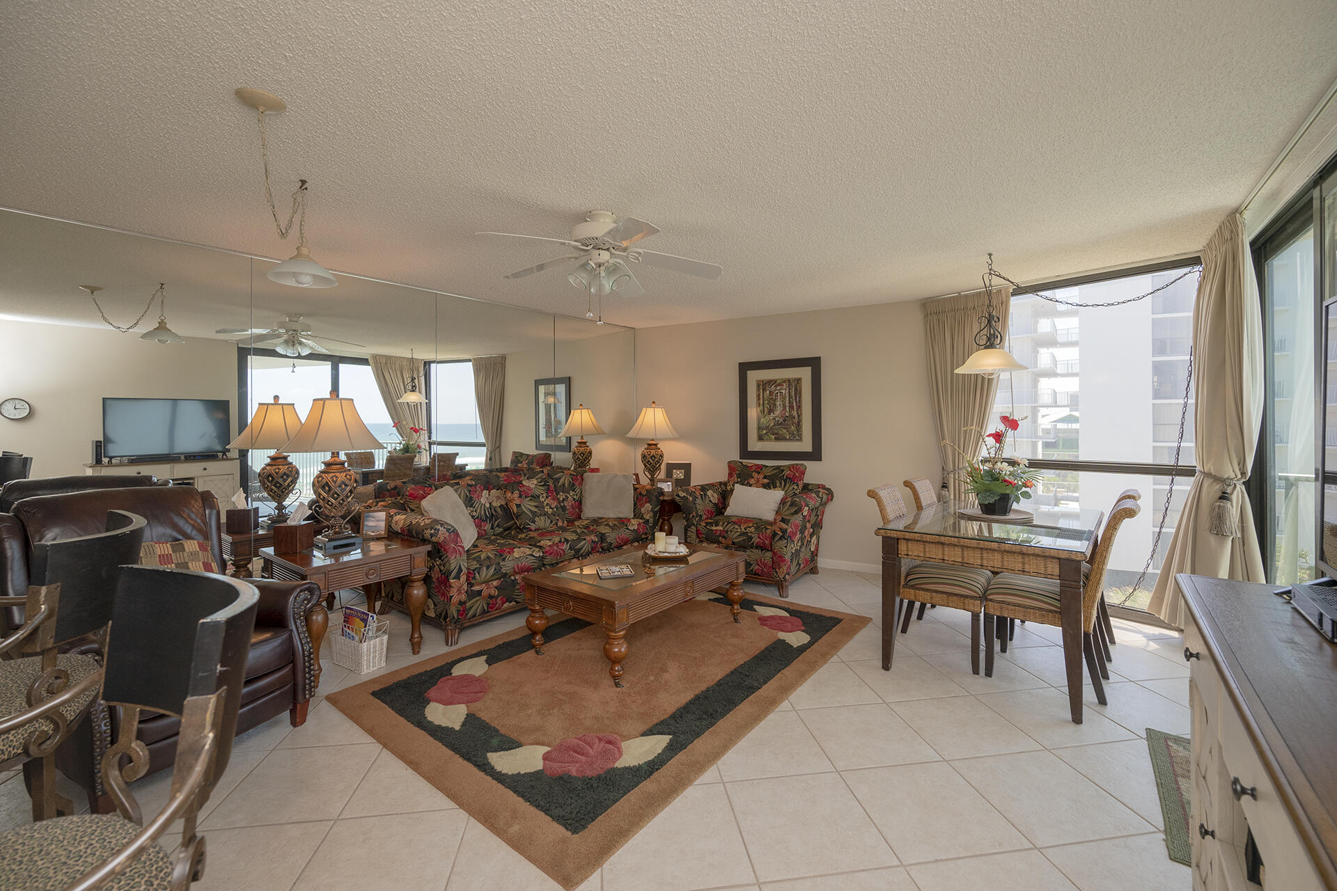 MAINSAIL CONDO PH 5 - Residential