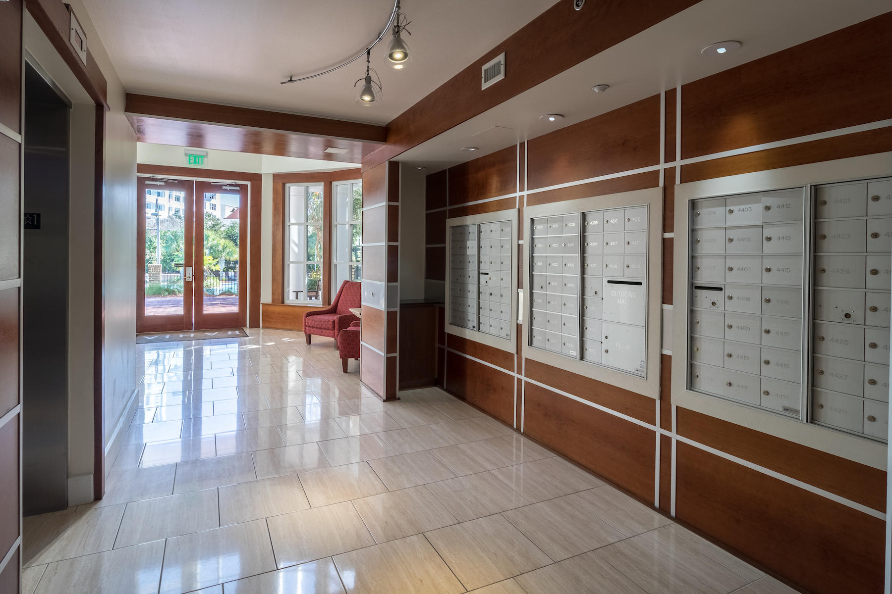 BAHIA CONDO - Residential