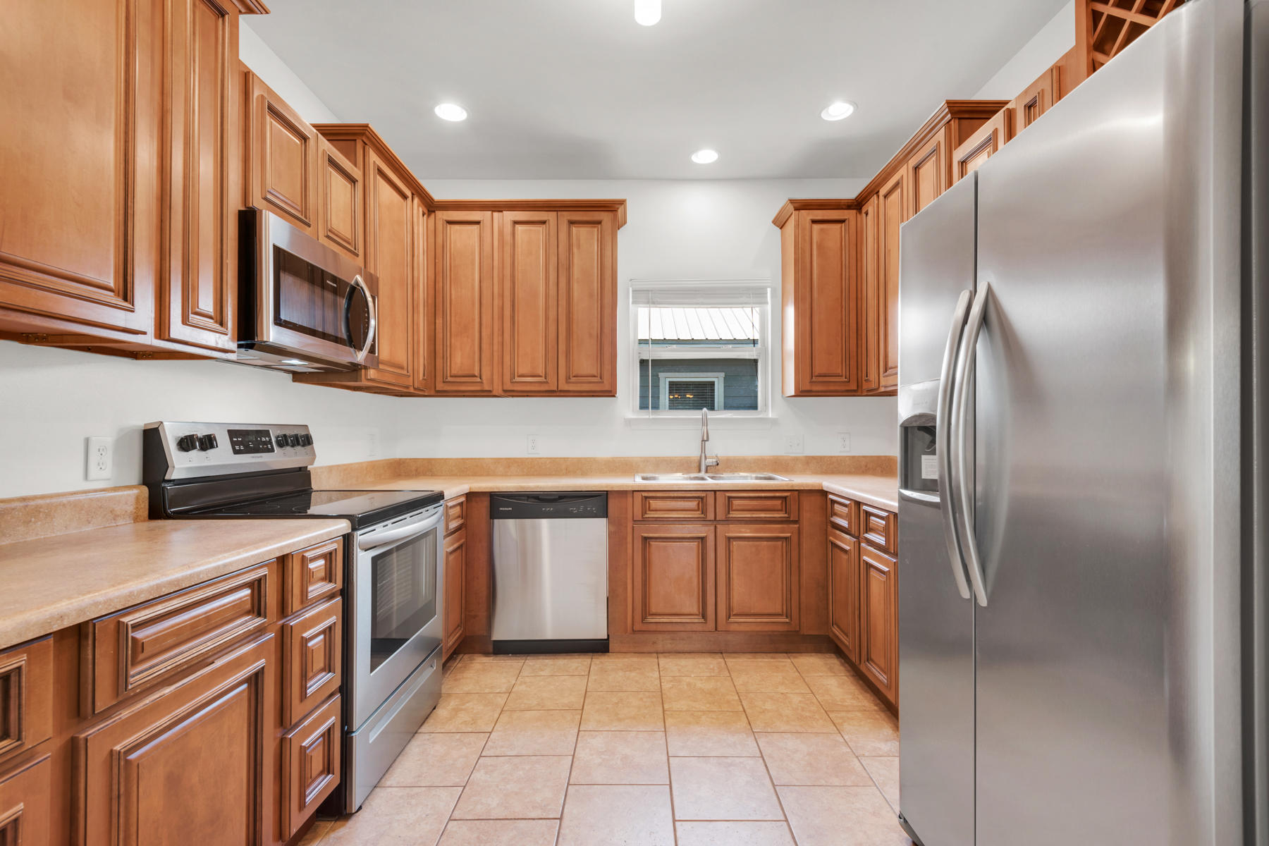 TOWN OF VILLA TASSO - Residential