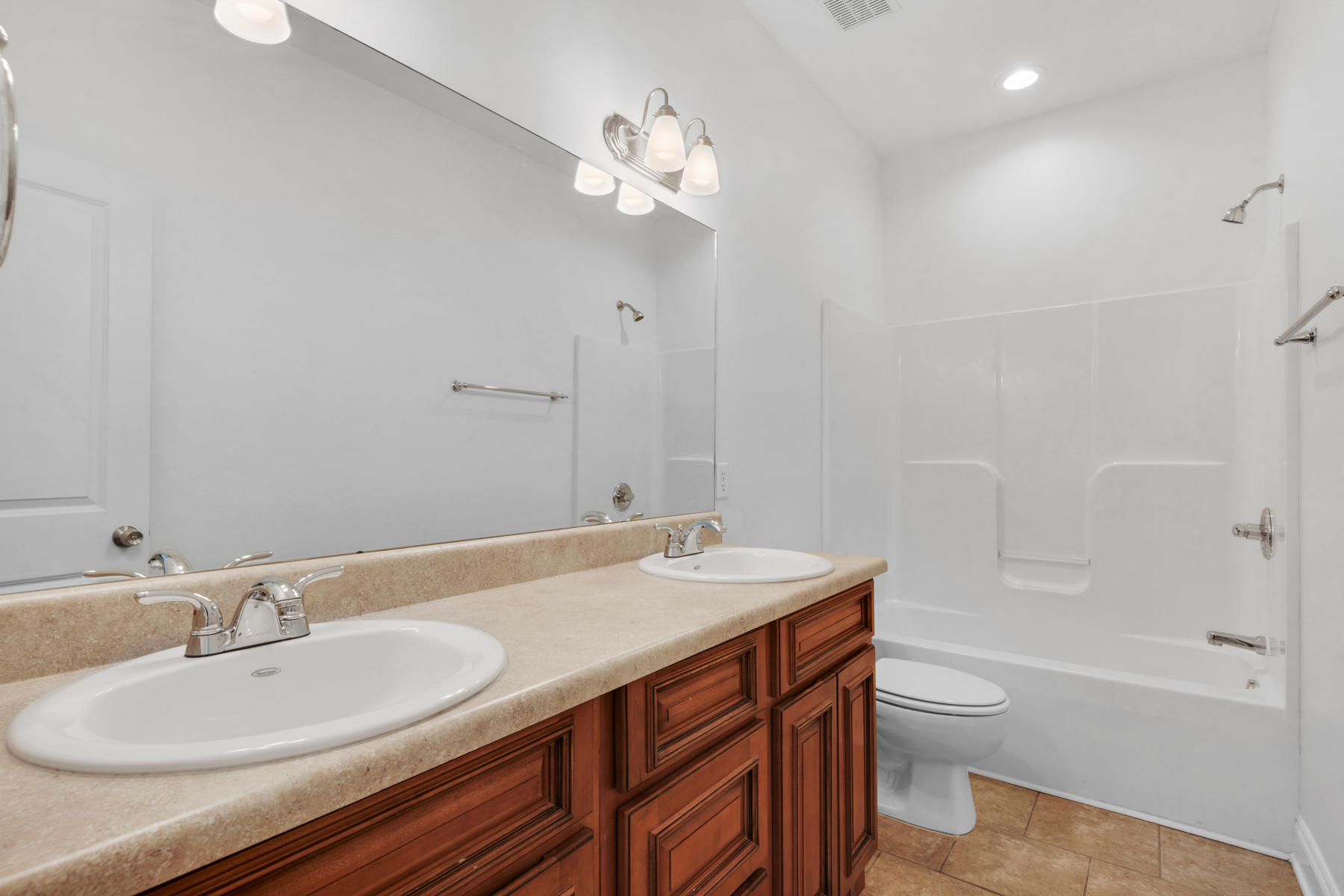 TOWN OF VILLA TASSO - Residential