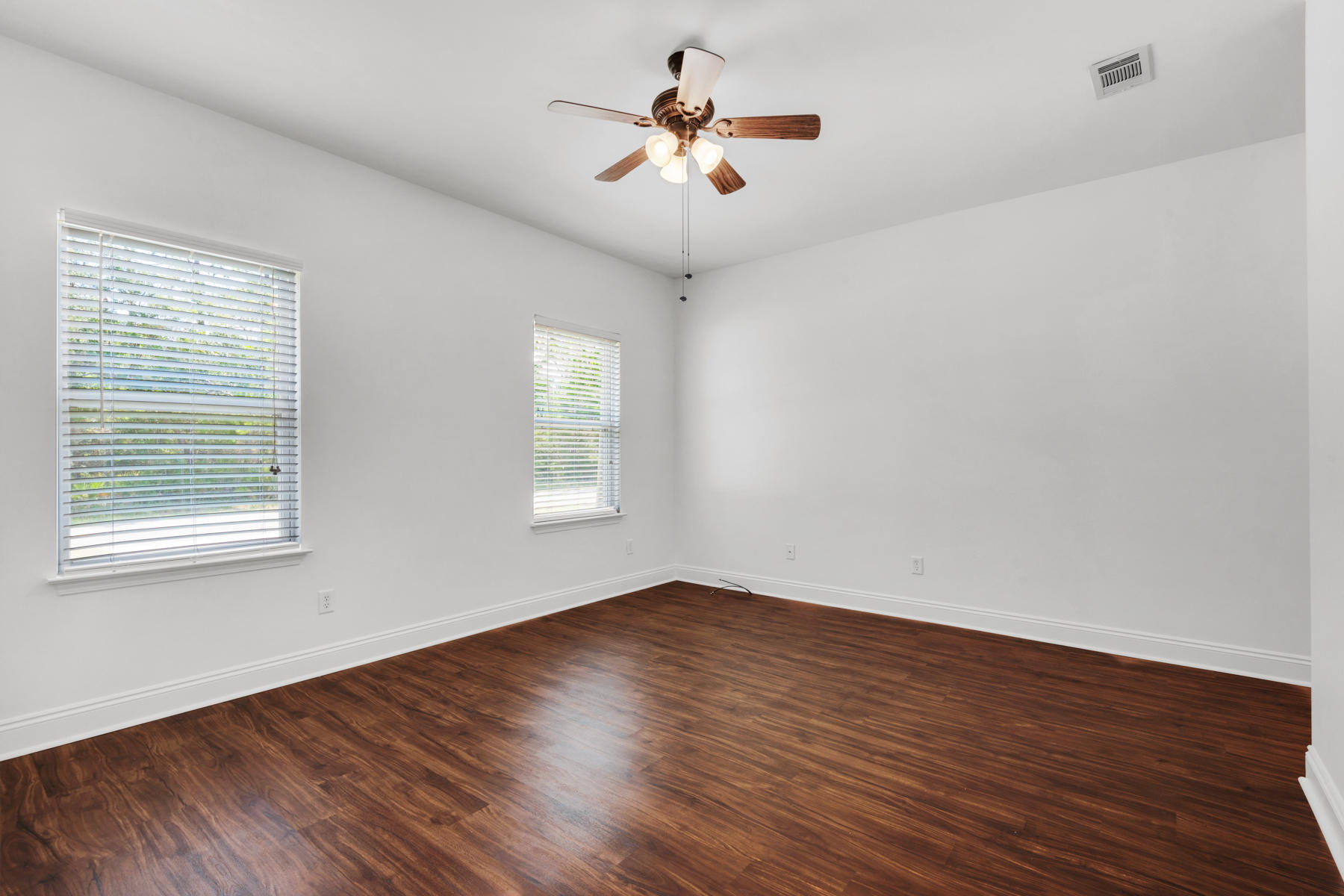 TOWN OF VILLA TASSO - Residential