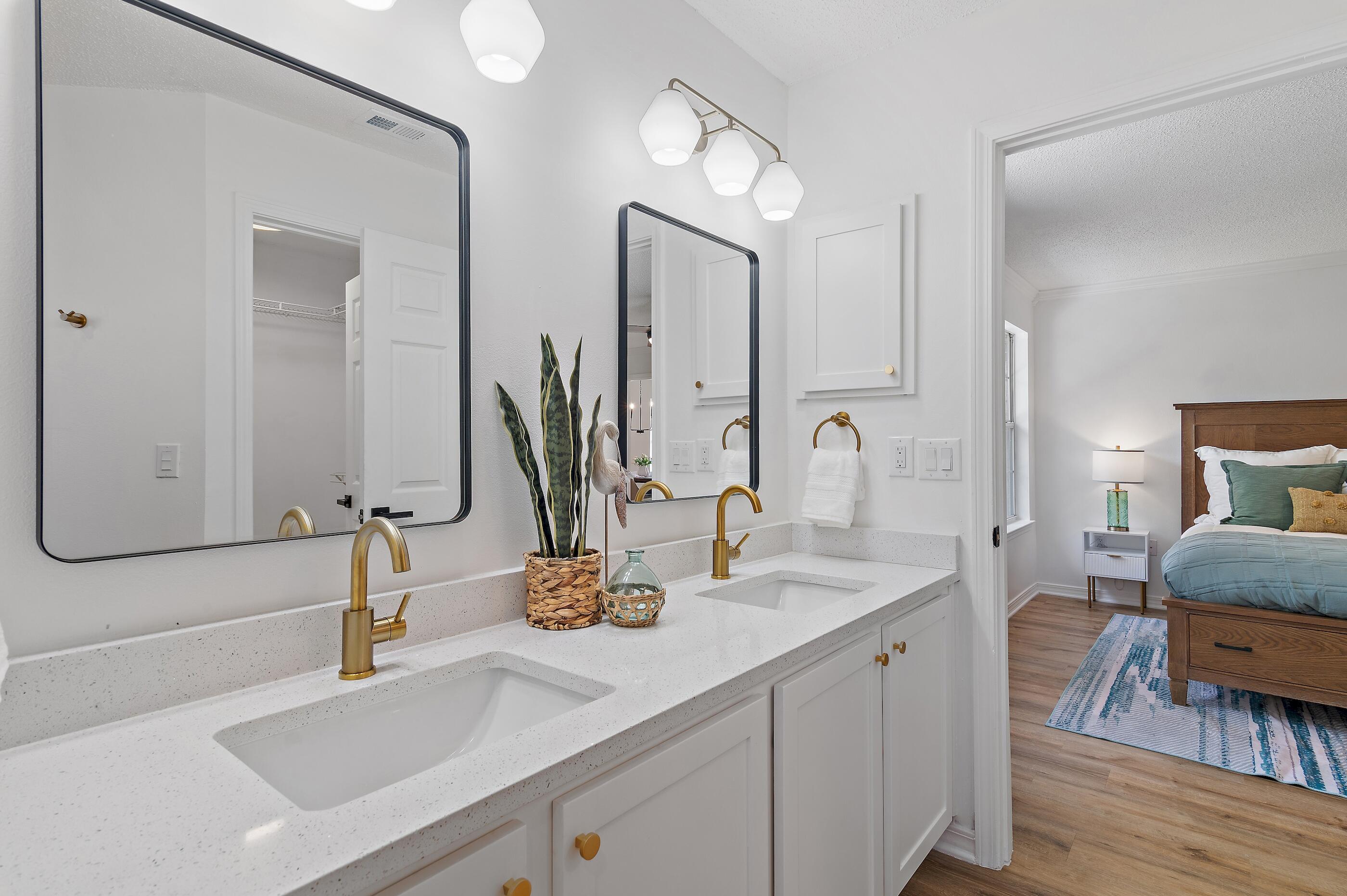 BAYSIDE S/D - Residential
