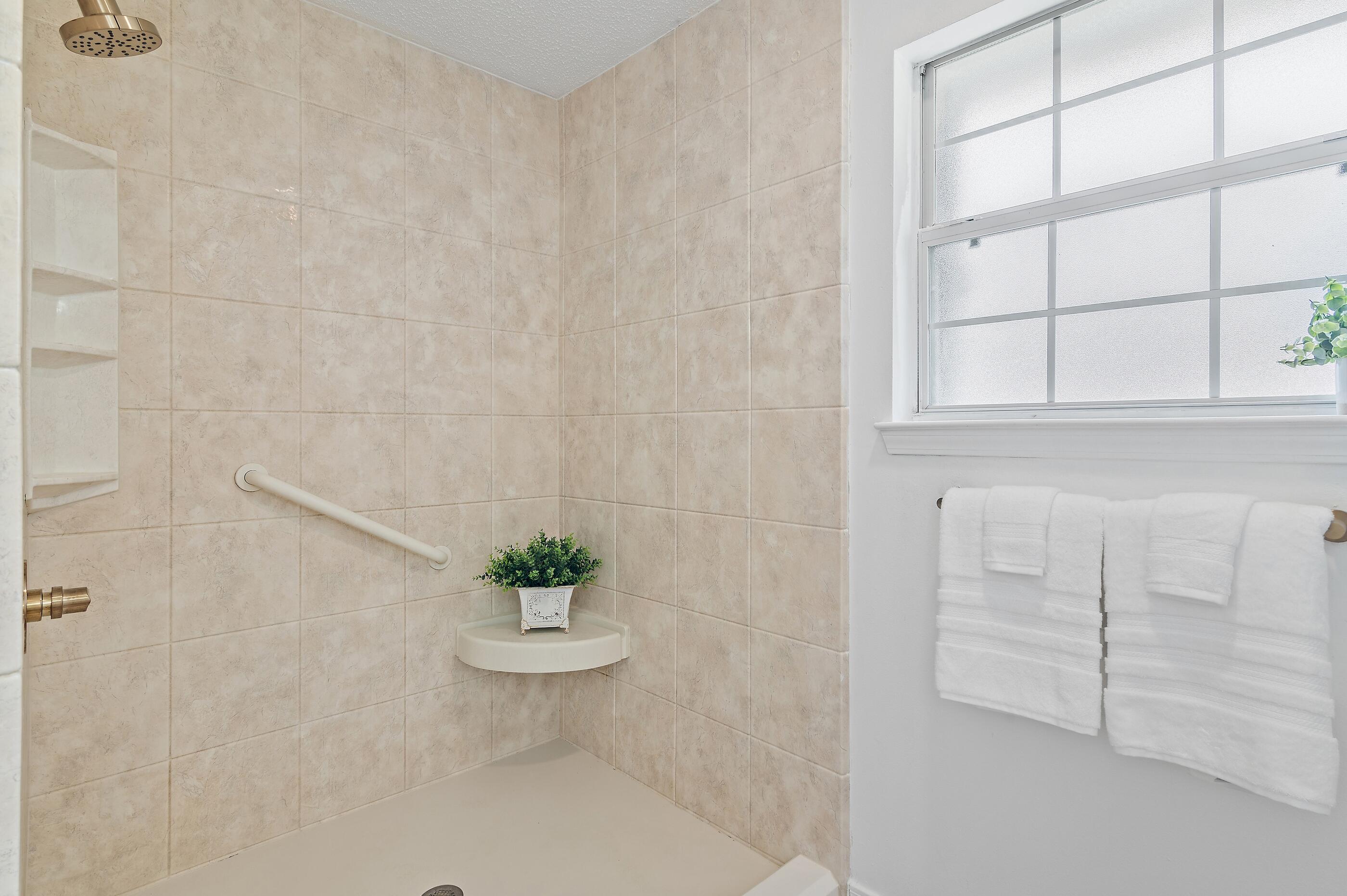 BAYSIDE S/D - Residential