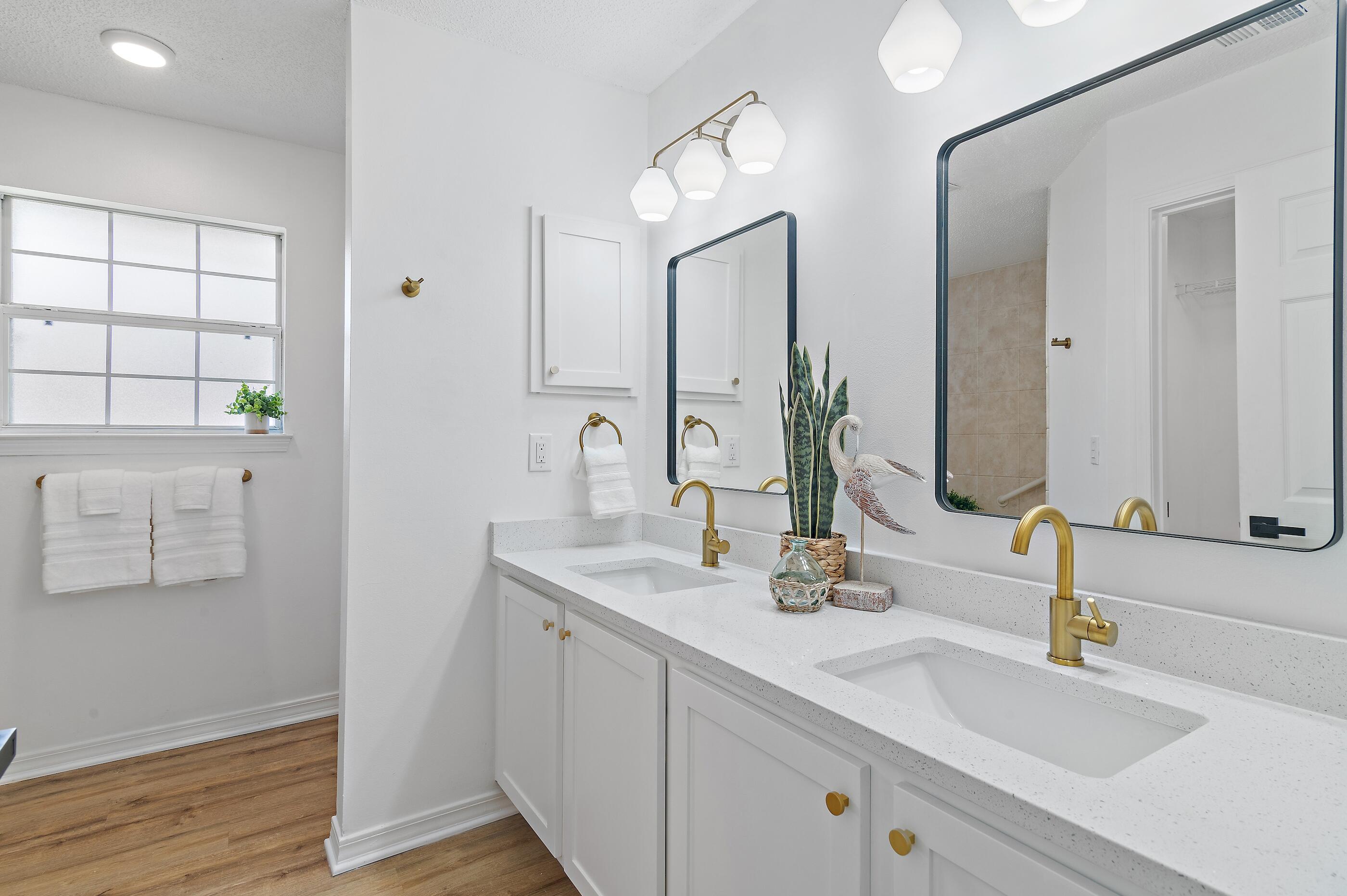 BAYSIDE S/D - Residential