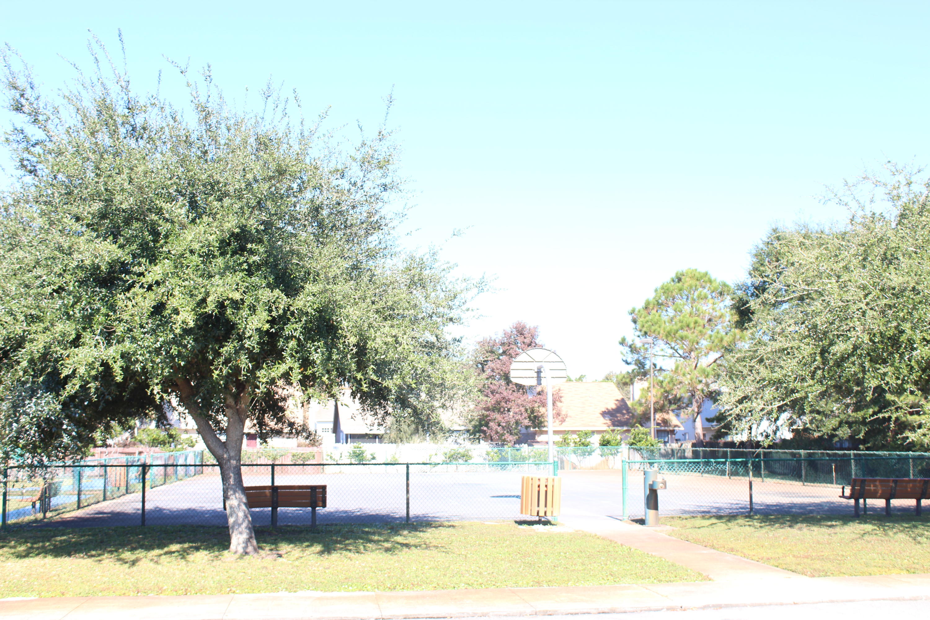 WOODLAND PARK ESTATES - Residential