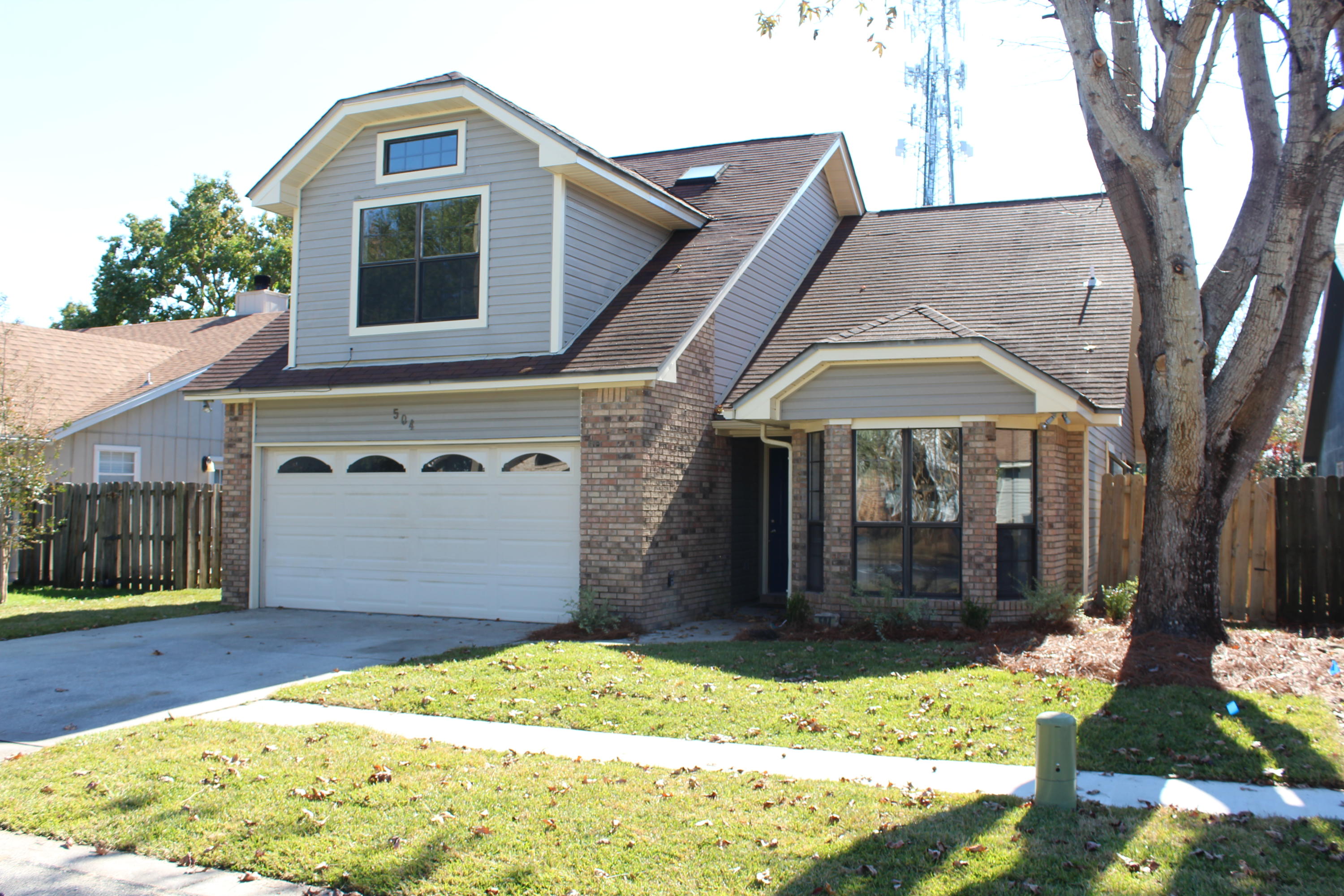 WOODLAND PARK ESTATES - Residential