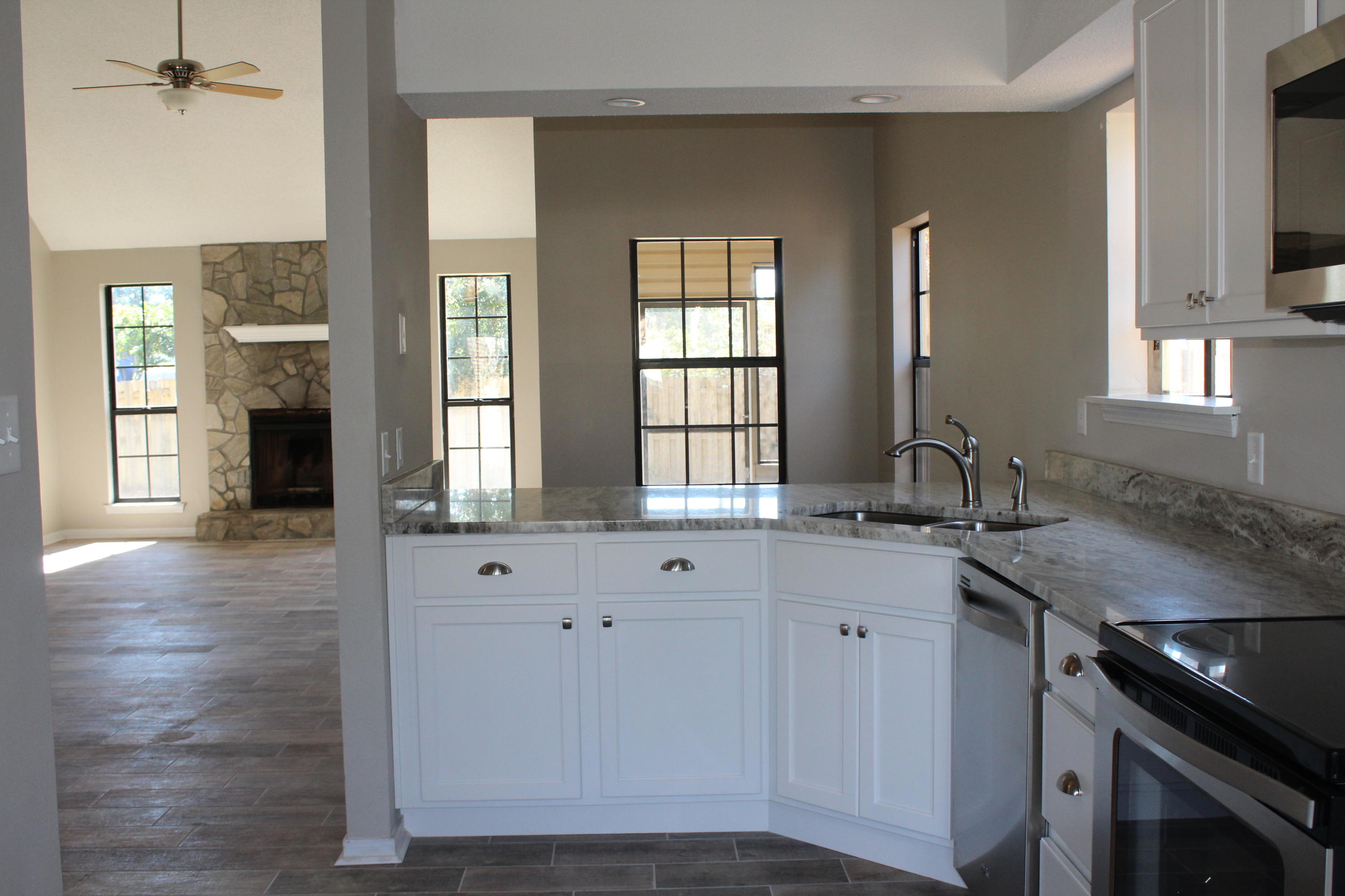 WOODLAND PARK ESTATES - Residential