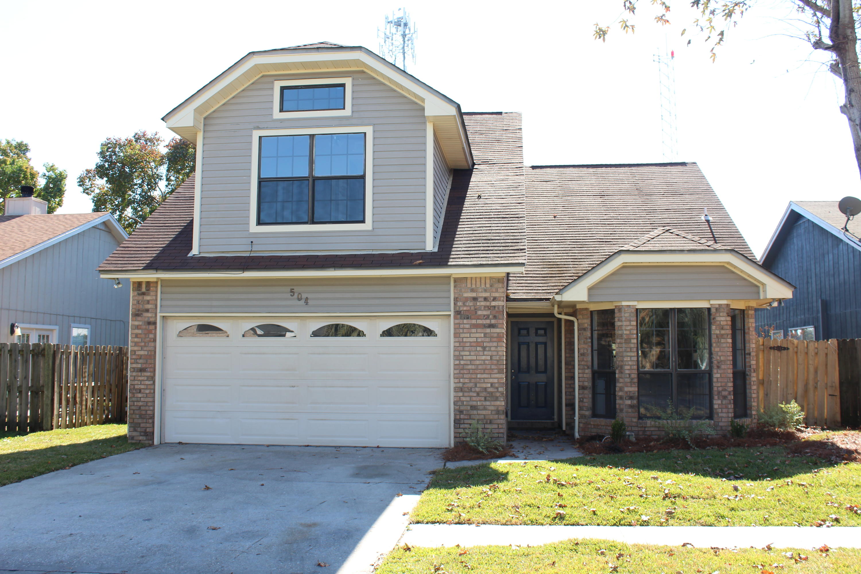 WOODLAND PARK ESTATES - Residential