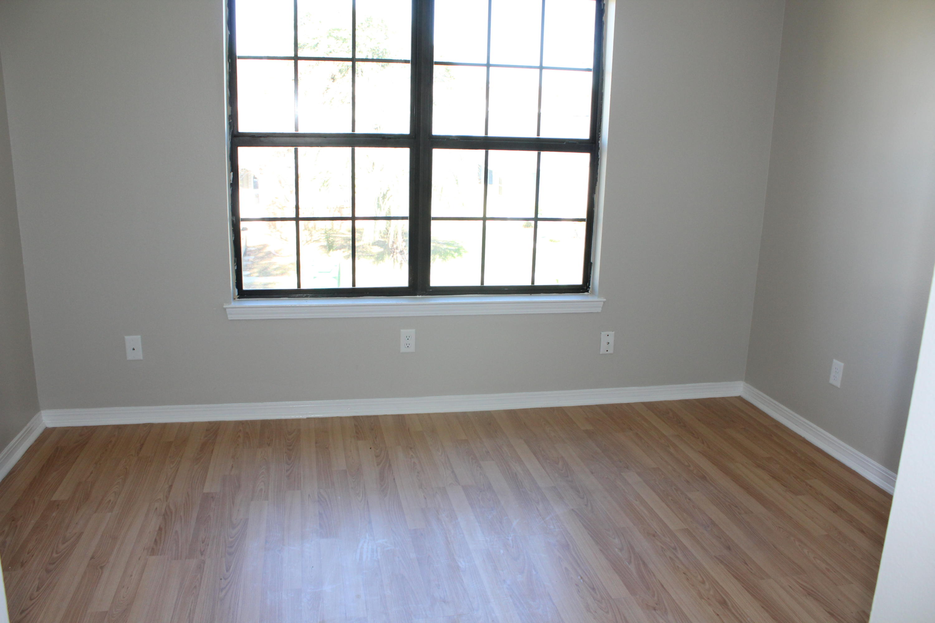 WOODLAND PARK ESTATES - Residential