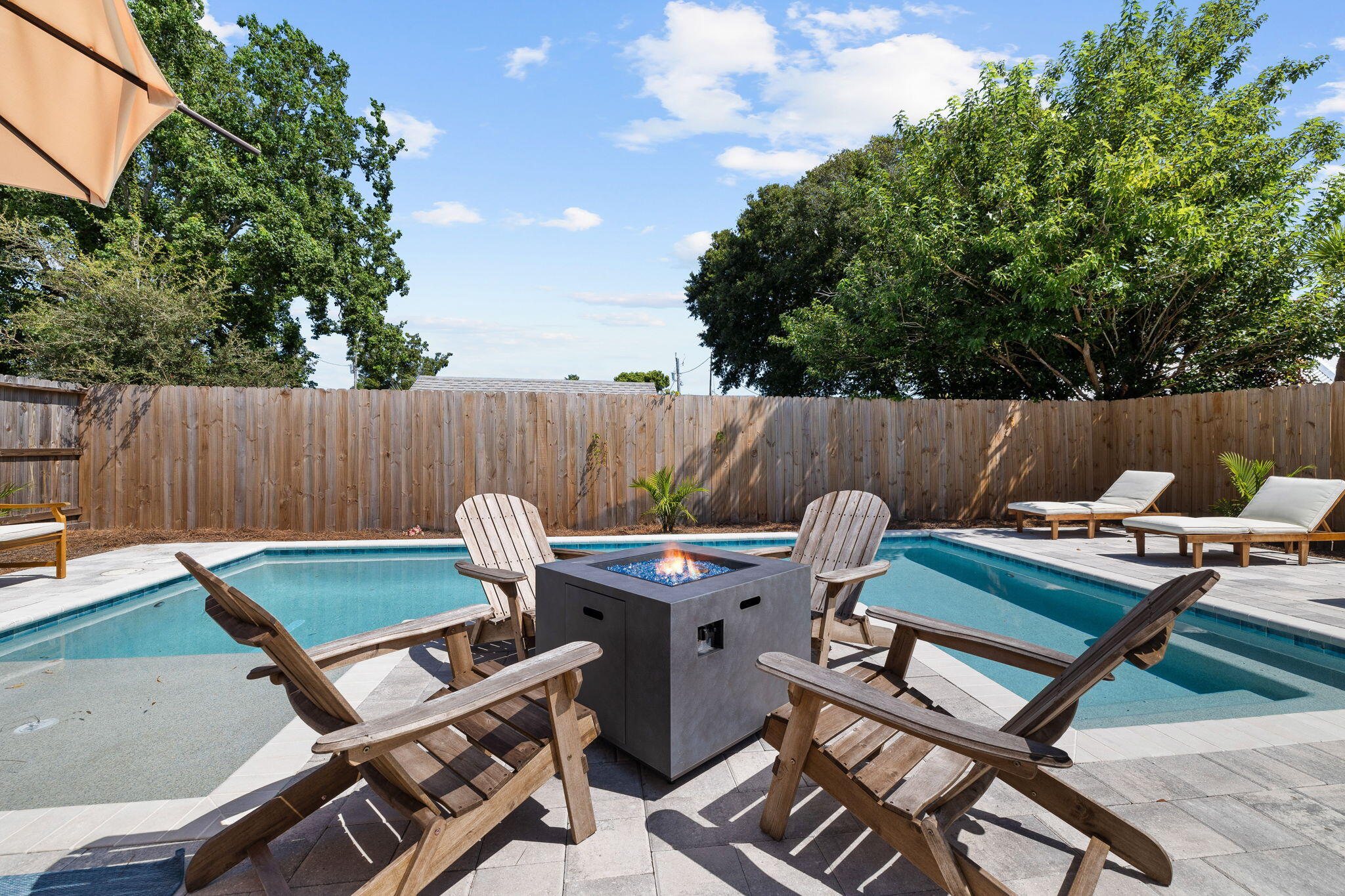 21516 Dolphin Avenue