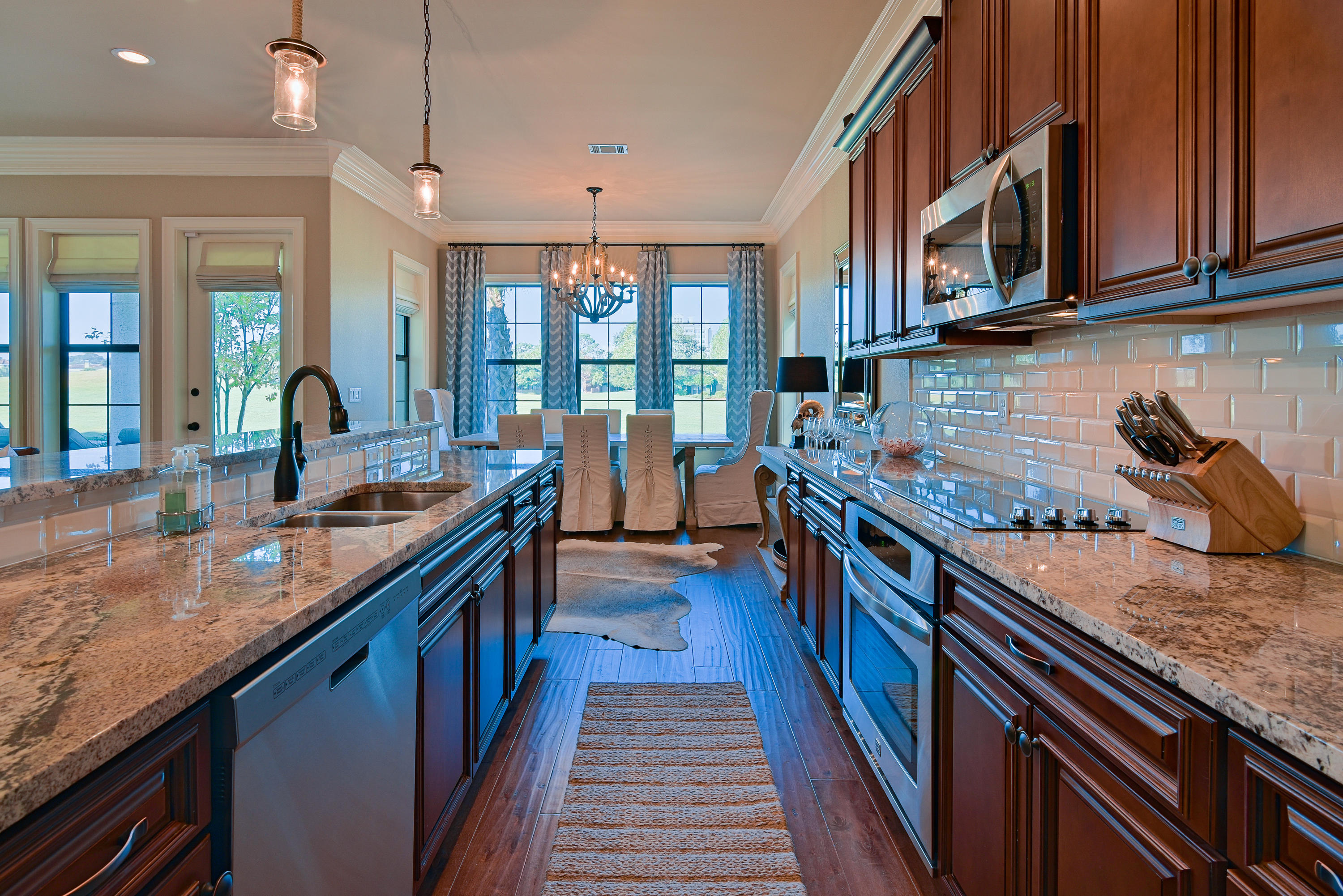 Villa Lago - Residential