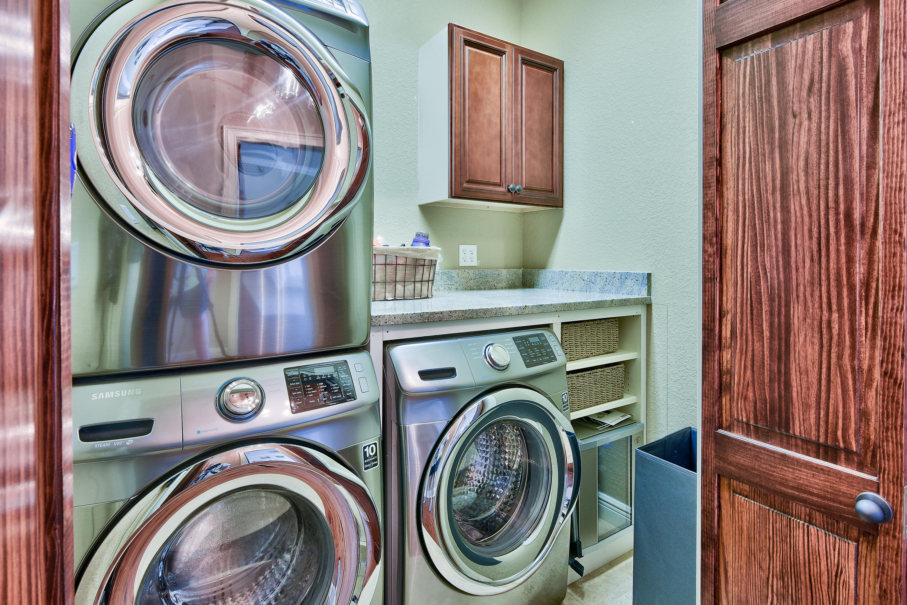 Villa Lago - Residential