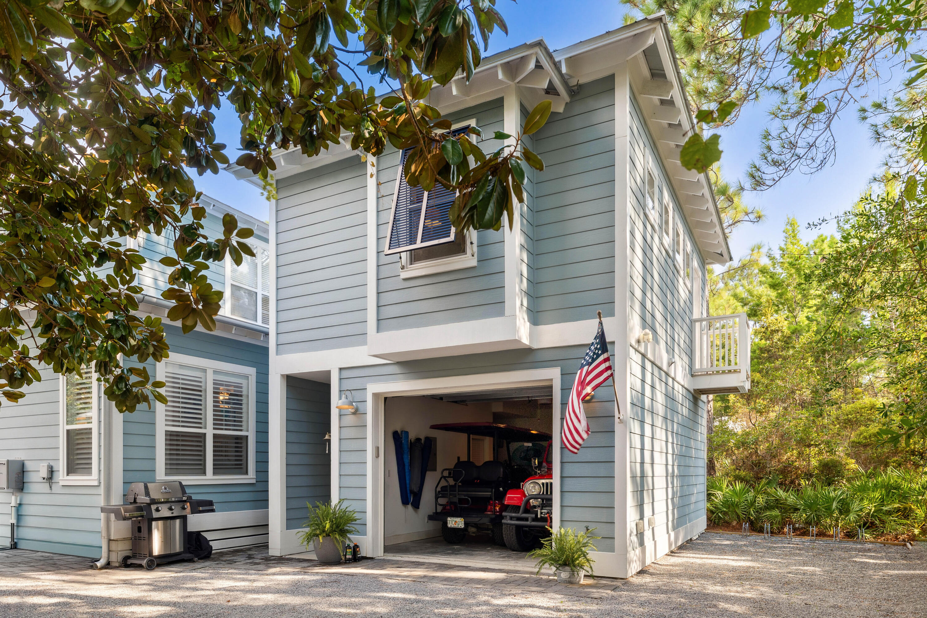 GROVE BY THE SEA - Residential