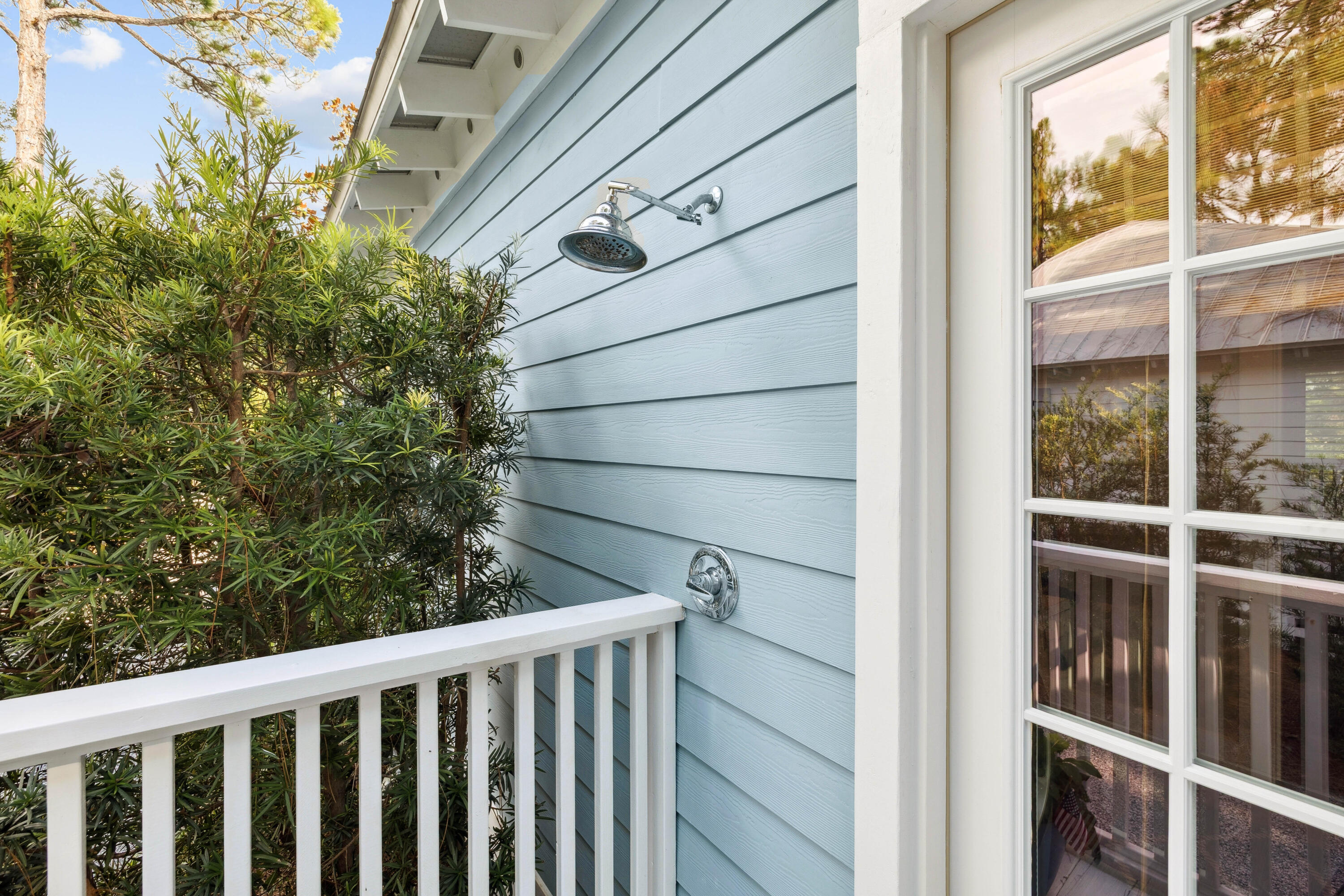 GROVE BY THE SEA - Residential