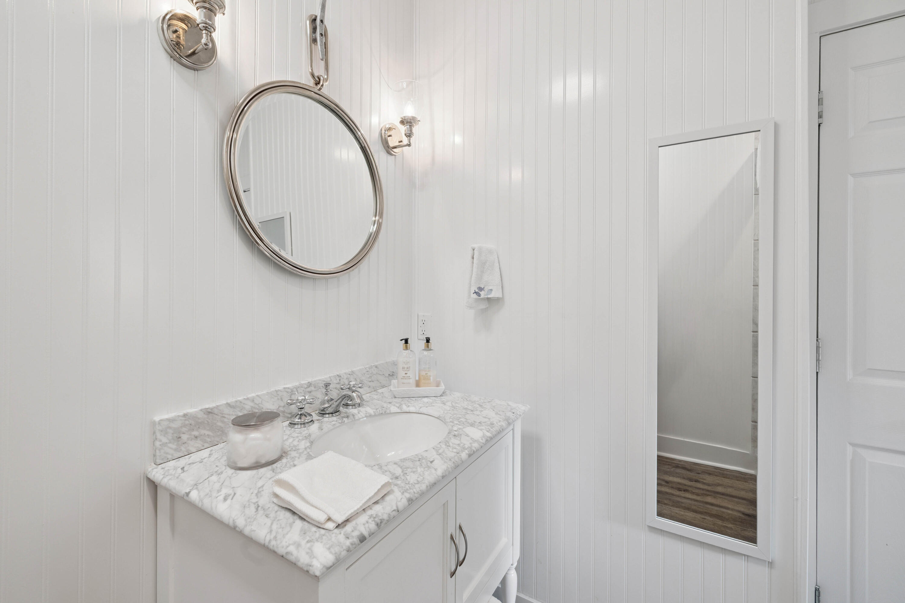 GROVE BY THE SEA - Residential