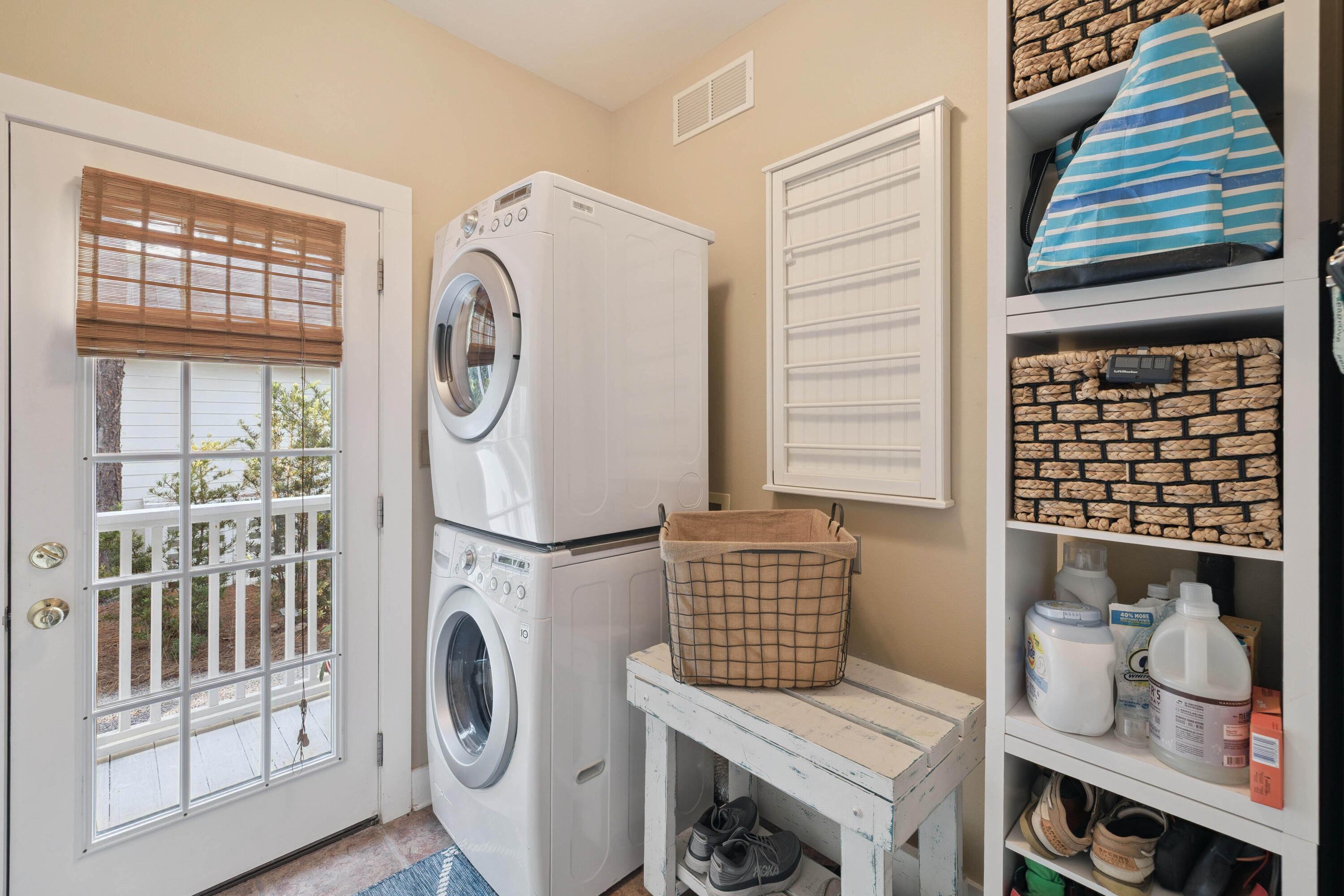 GROVE BY THE SEA - Residential