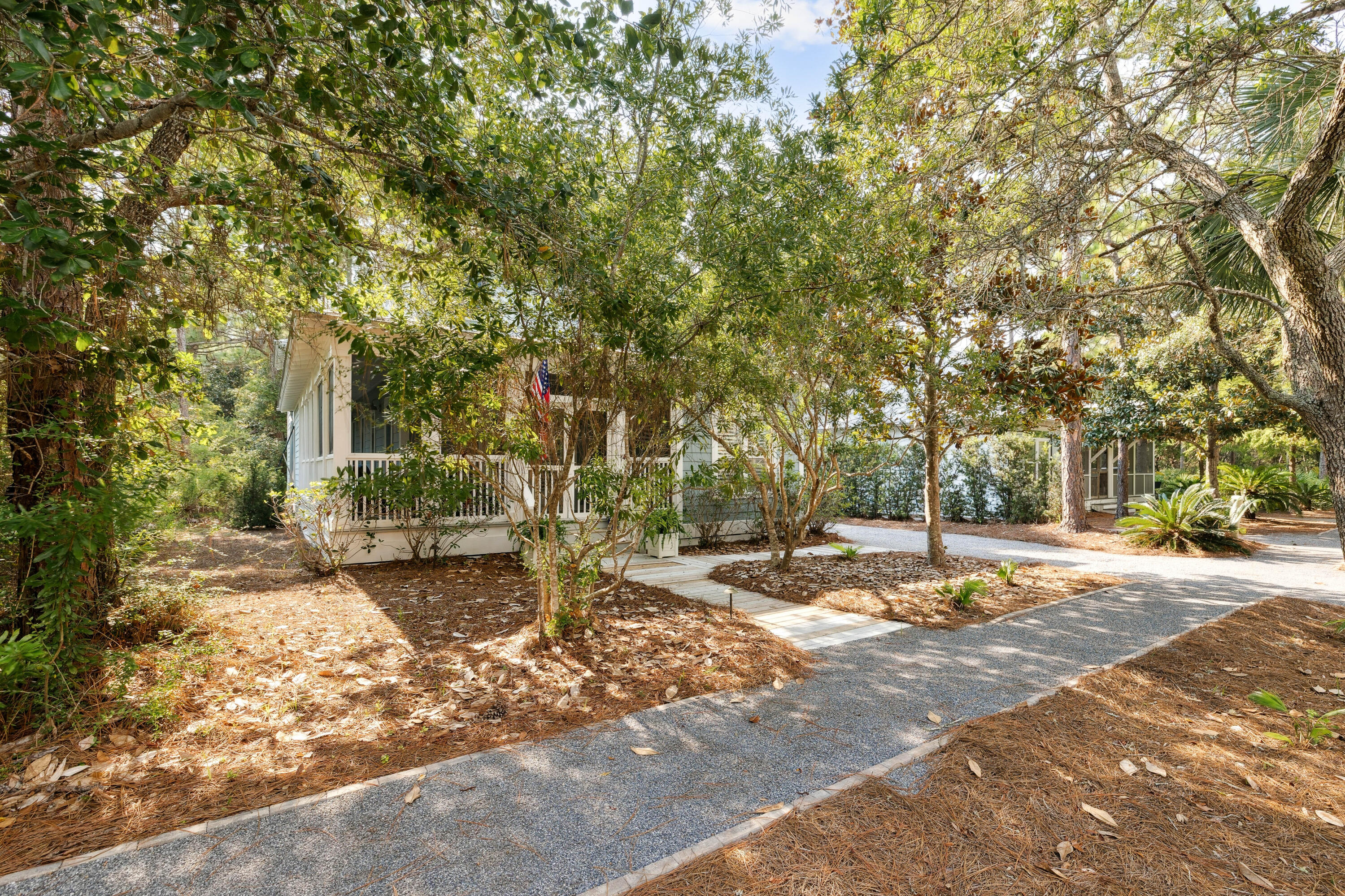 GROVE BY THE SEA - Residential