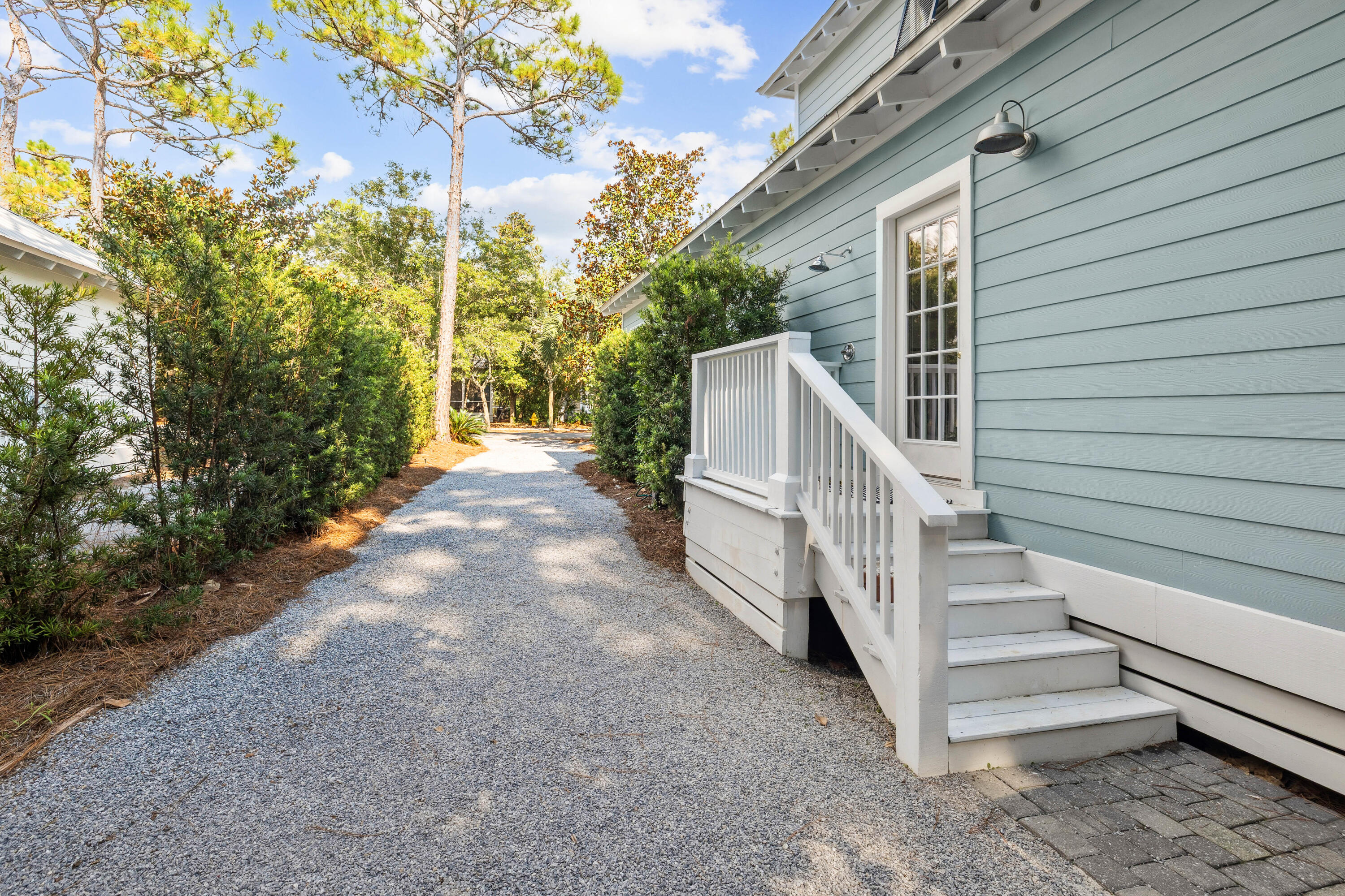 GROVE BY THE SEA - Residential