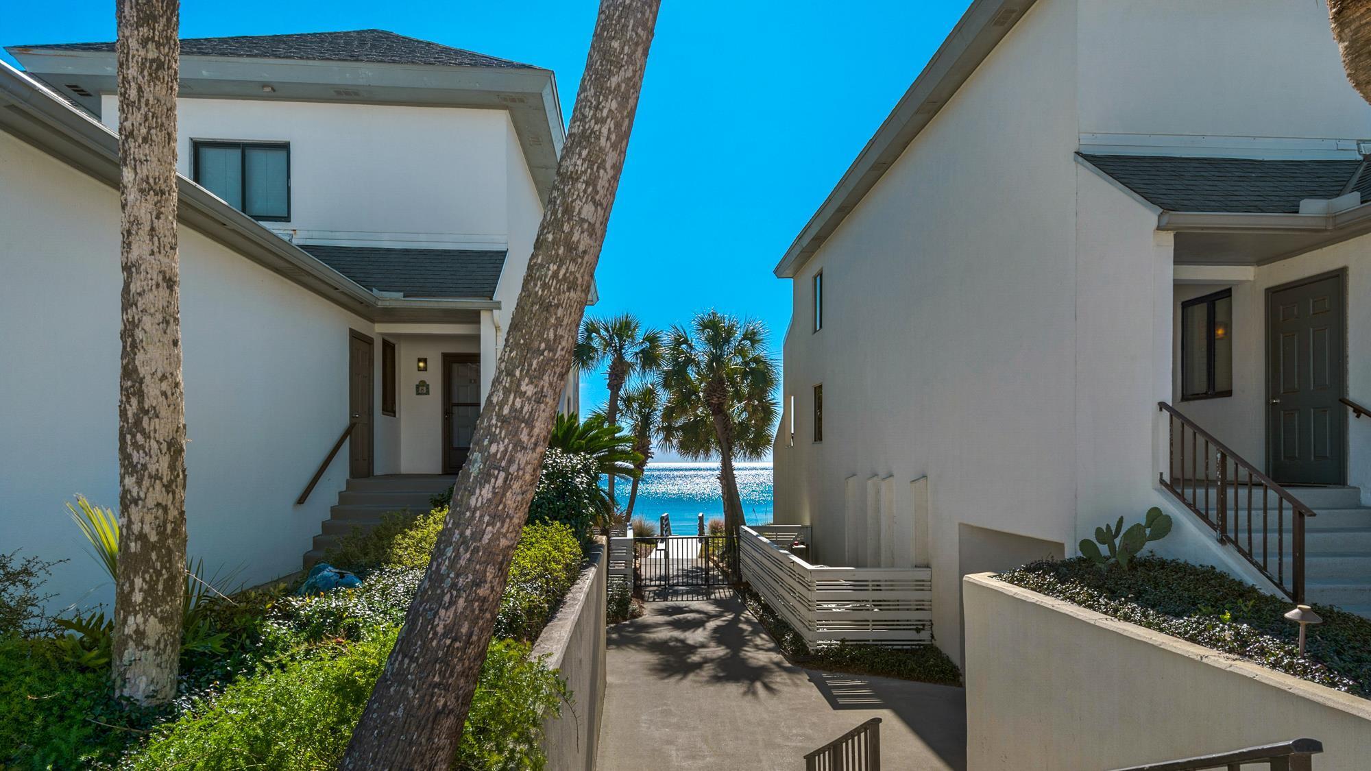 EMERALD HILL CONDO PH 3 - Residential