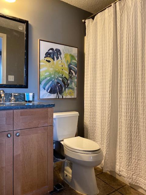 EMERALD HILL CONDO PH 3 - Residential