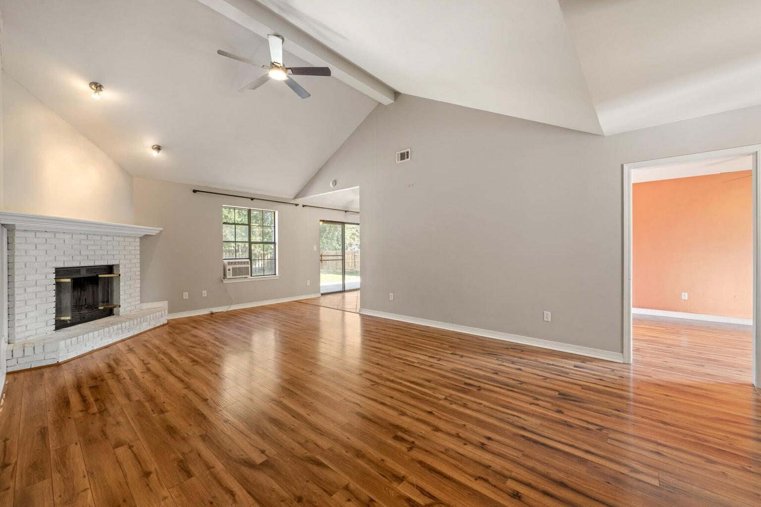 FOX DEN VILLAGES - Residential Lease