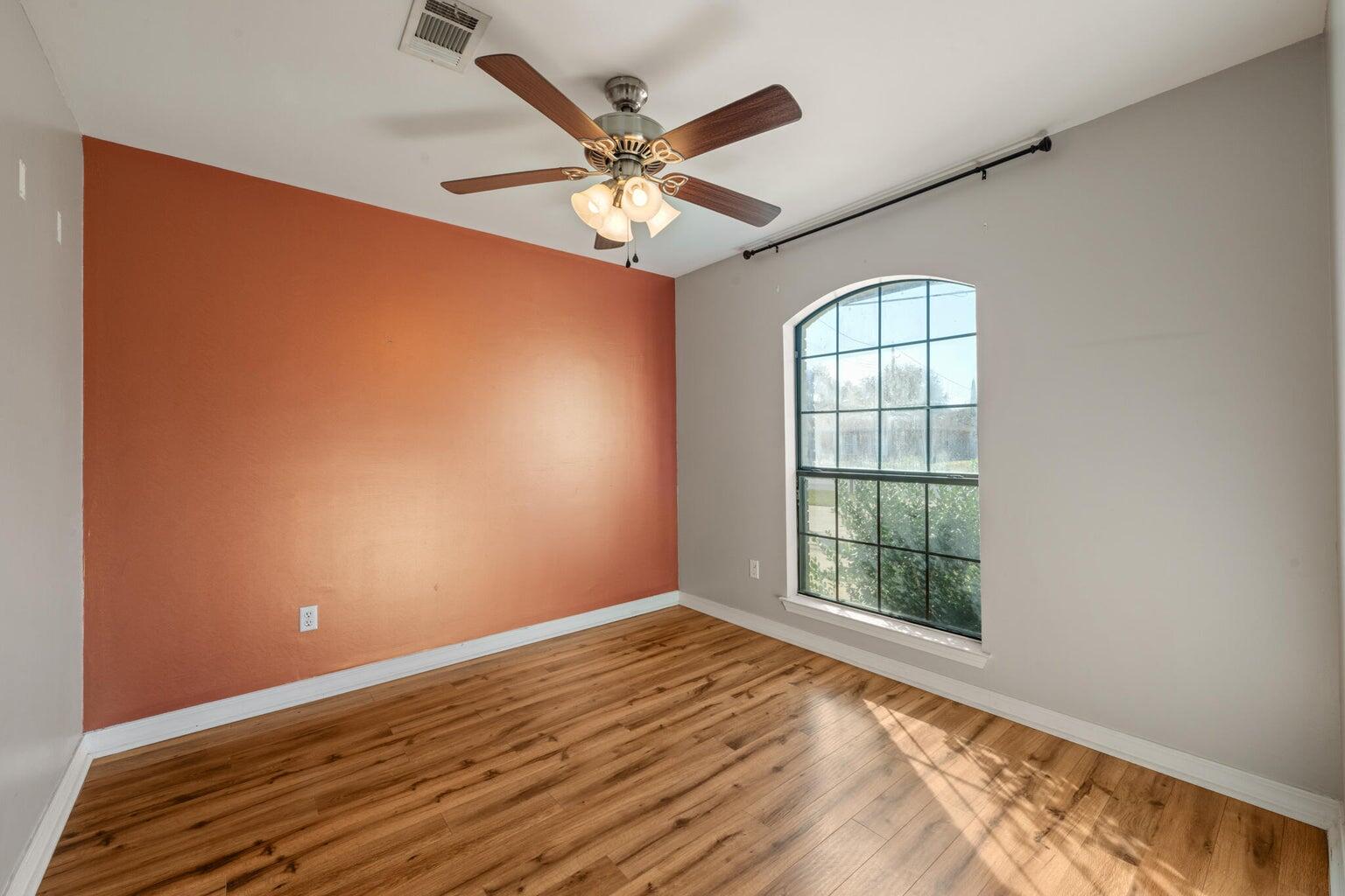 FOX DEN VILLAGES - Residential Lease