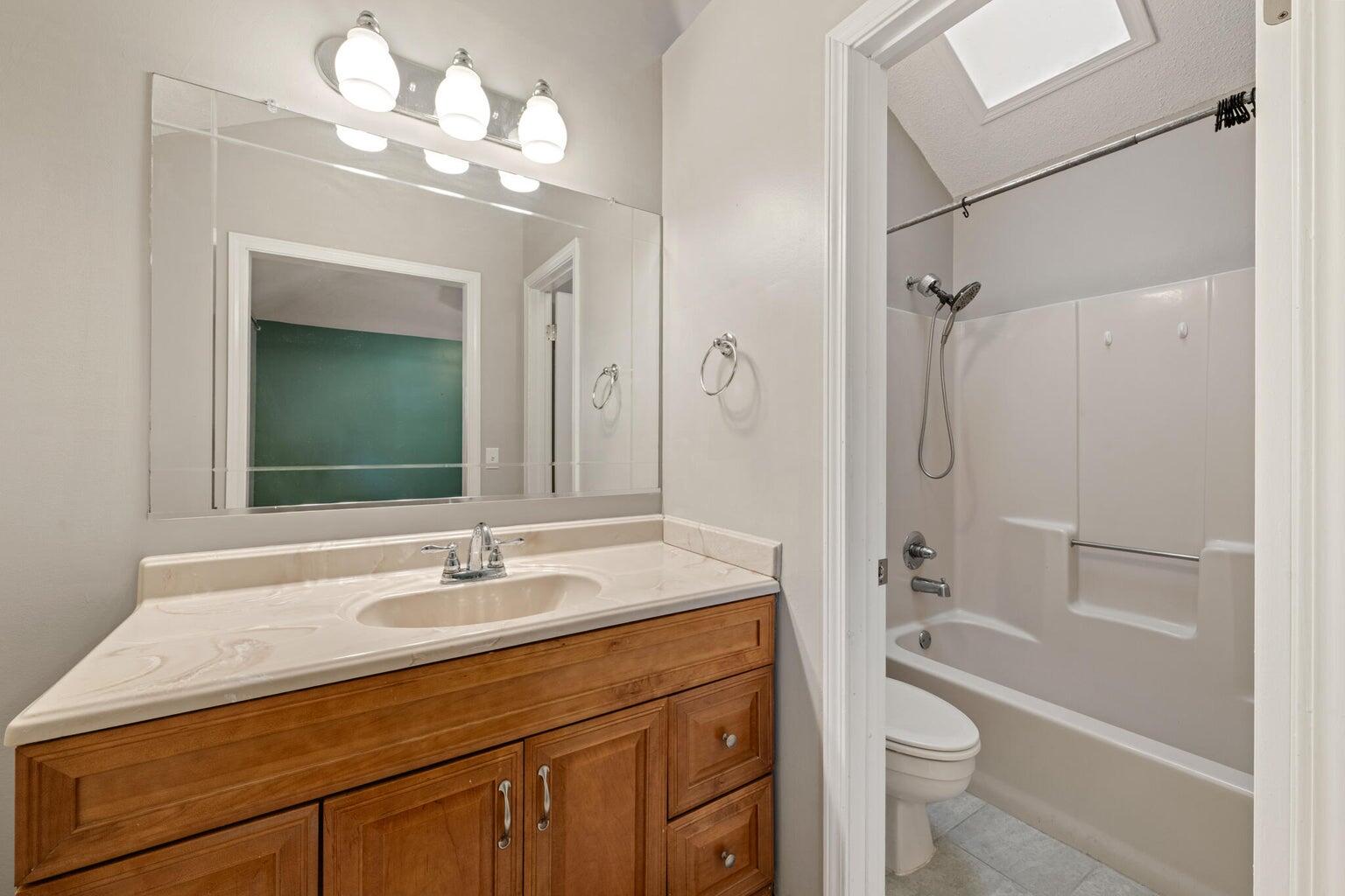 FOX DEN VILLAGES - Residential Lease