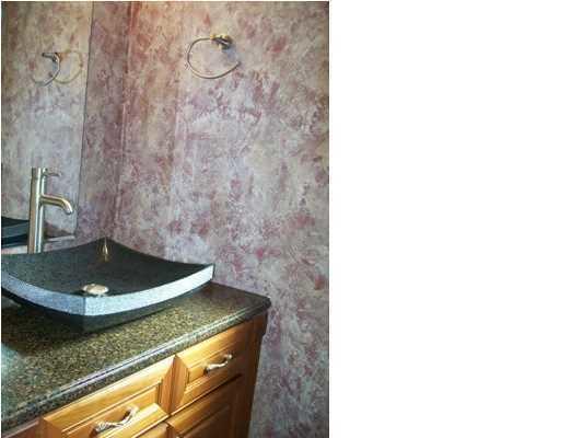 SANDALWOOD MANOR 1ST ADDN - Residential Lease